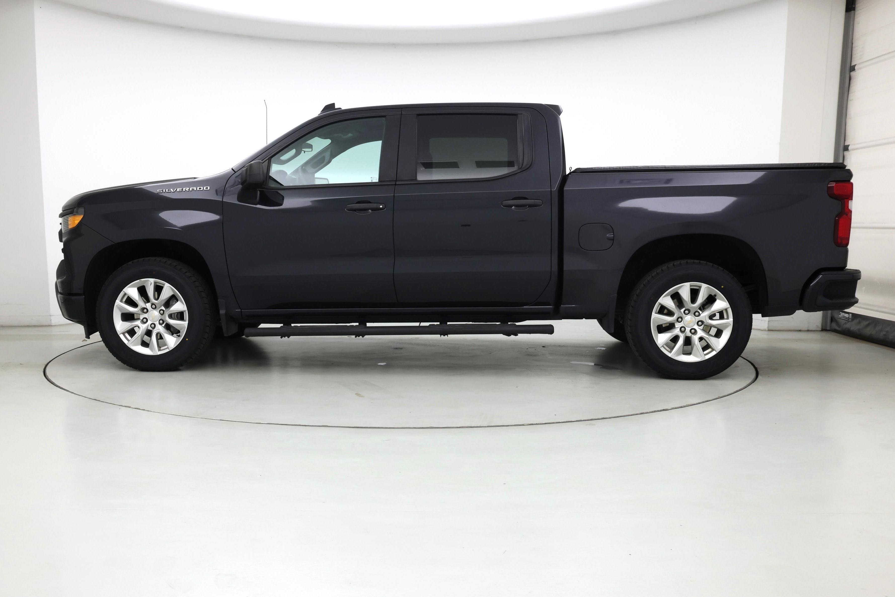 Thumbnail: 2023 Chevrolet Silverado 1500 - 3