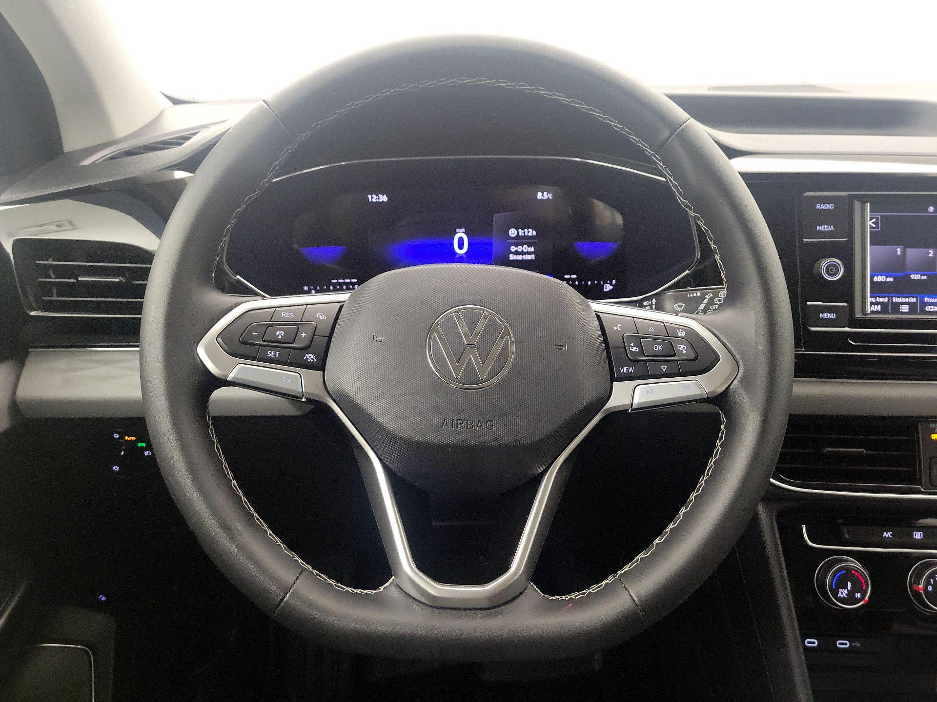 Thumbnail: 2023 Volkswagen Taos - 10