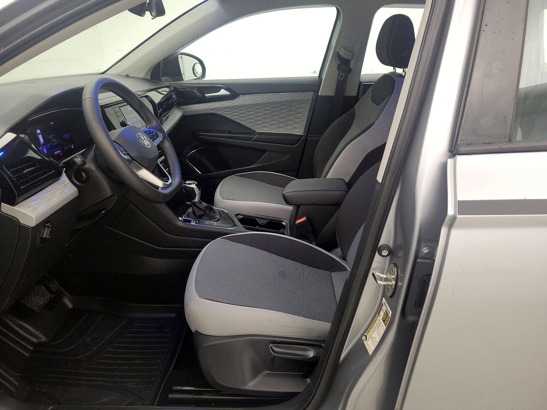 Thumbnail: 2023 Volkswagen Taos - 11