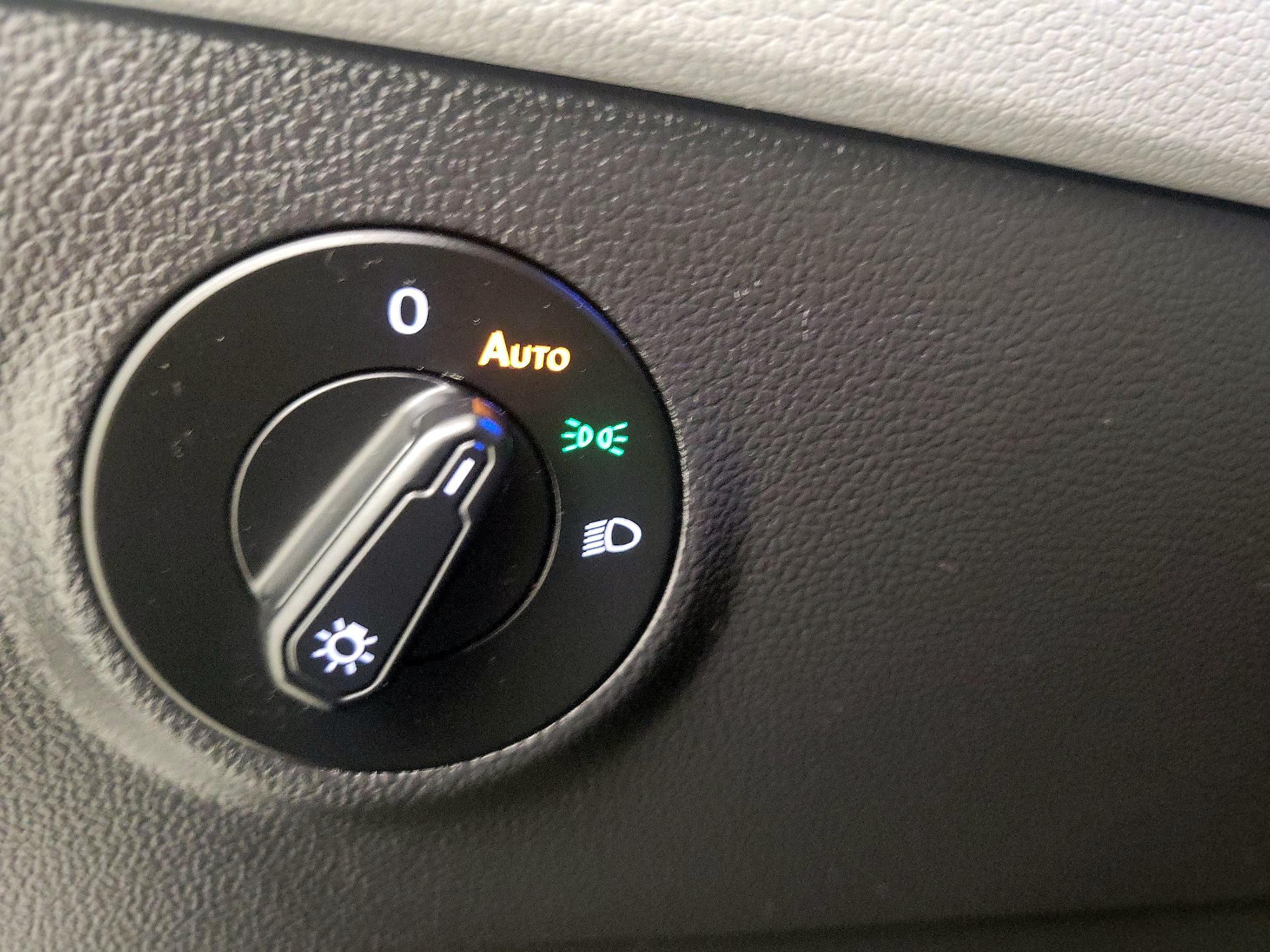 Thumbnail: 2023 Volkswagen Taos - 13