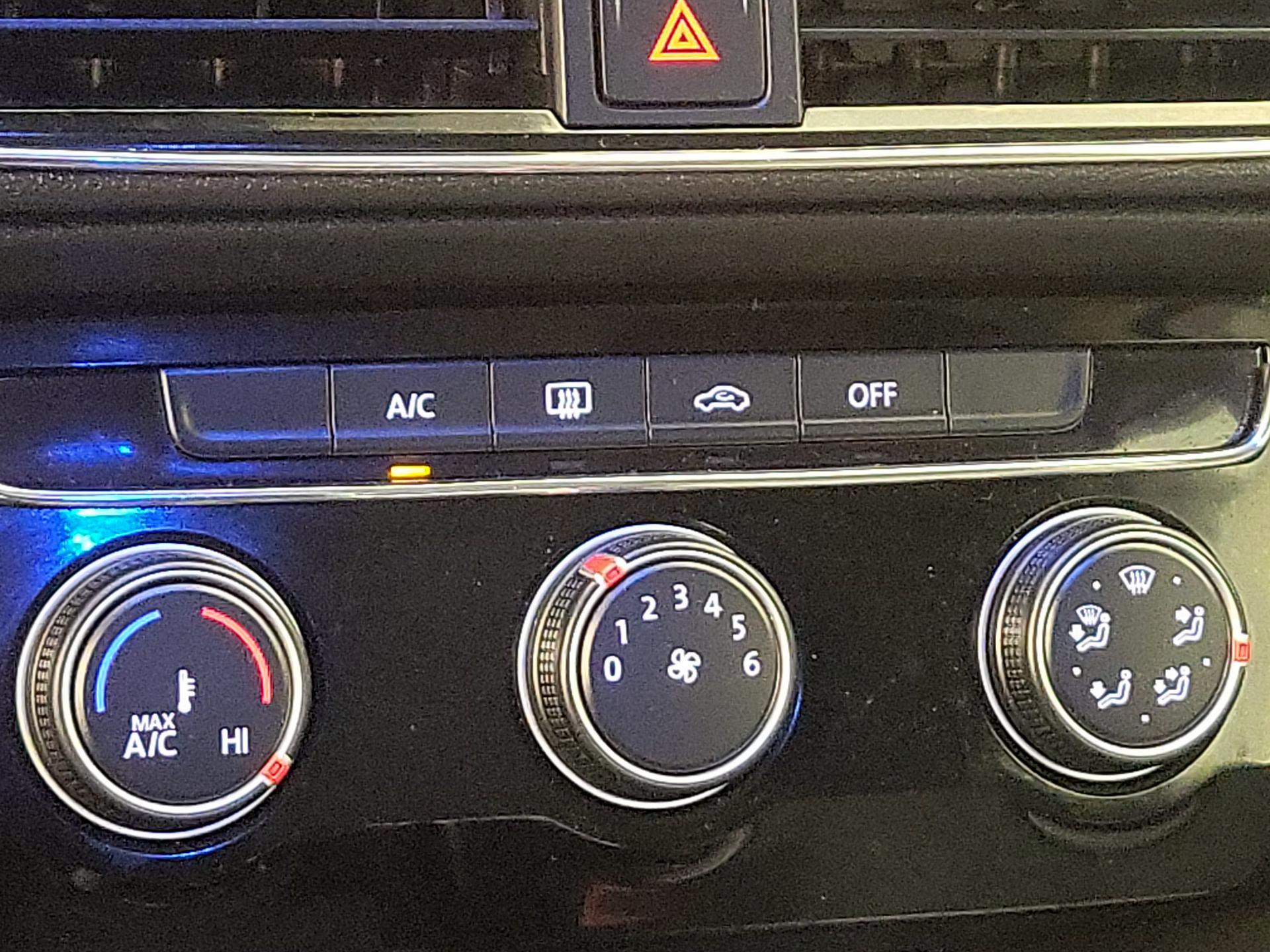 Thumbnail: 2023 Volkswagen Taos - 16