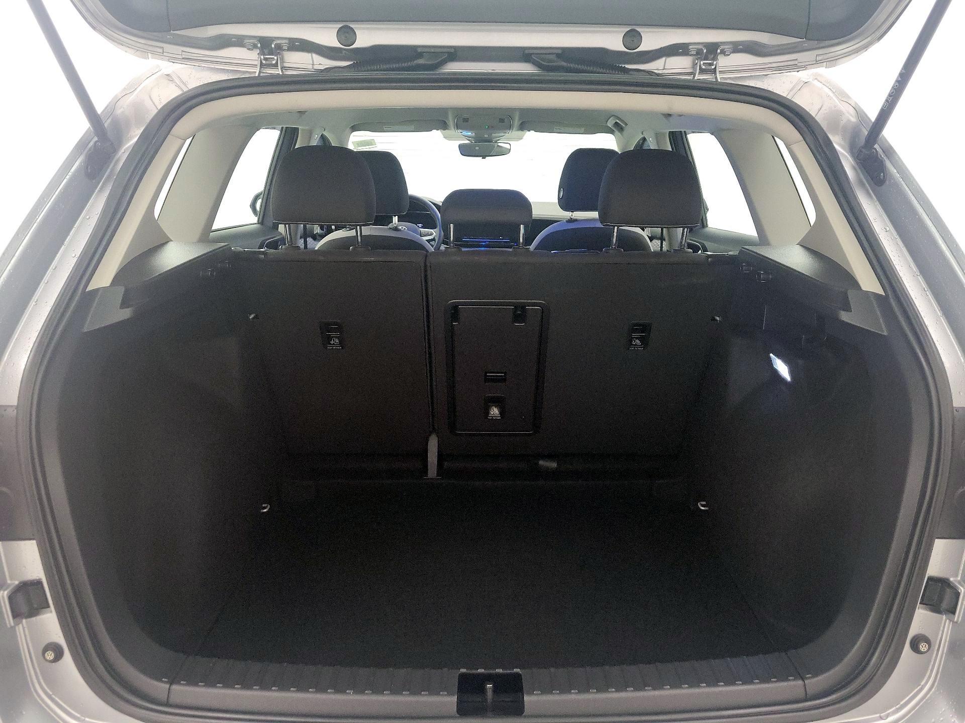 Thumbnail: 2023 Volkswagen Taos - 20