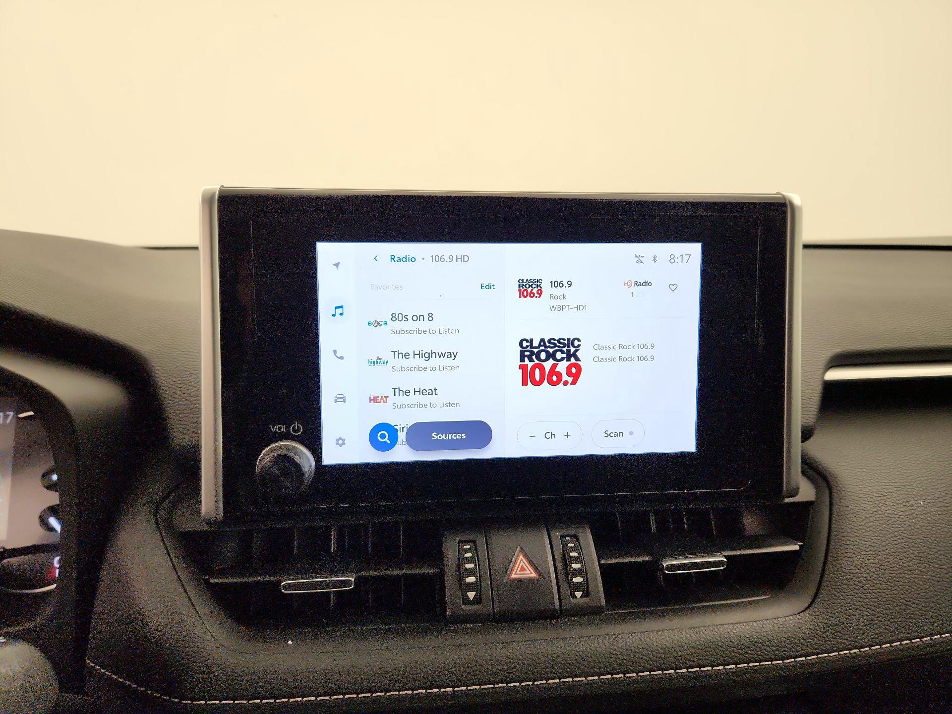 Thumbnail: 2024 Toyota RAV4 - 15