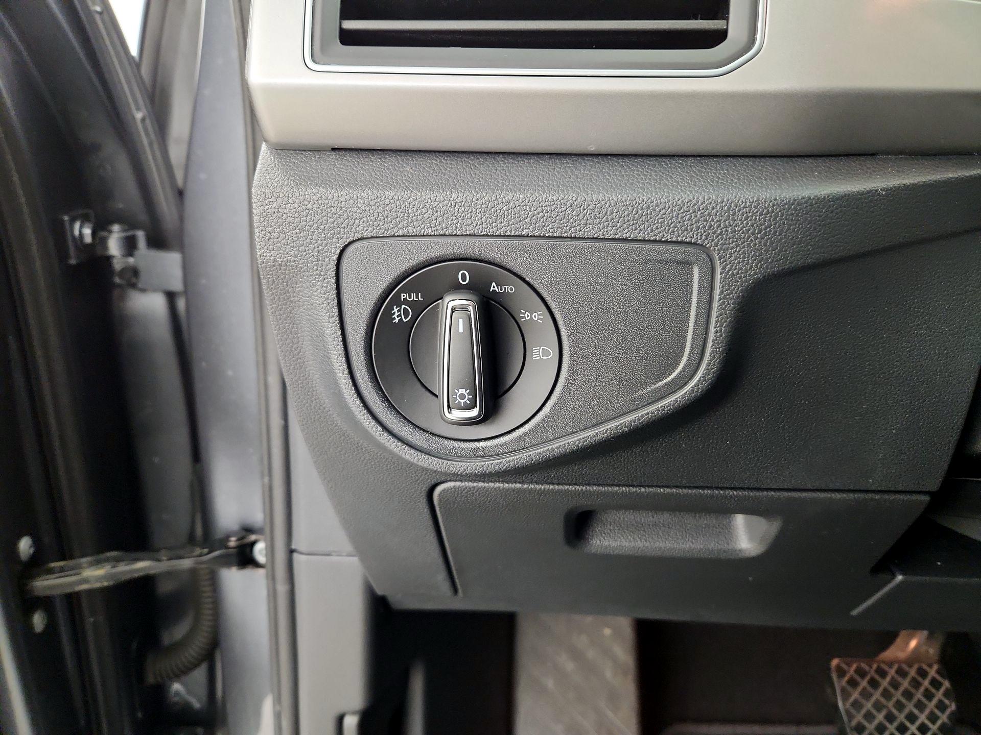 Thumbnail: 2019 Volkswagen Atlas - 13