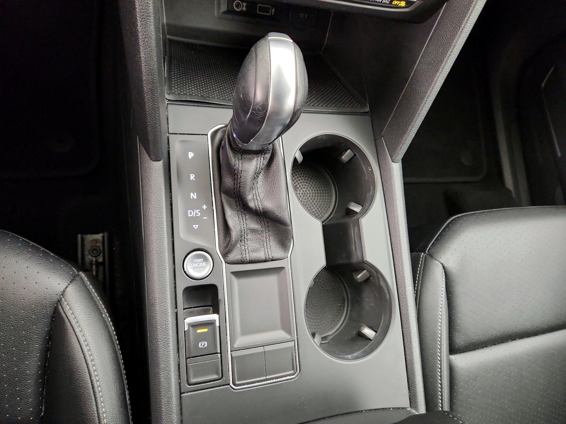 Thumbnail: 2019 Volkswagen Atlas - 17