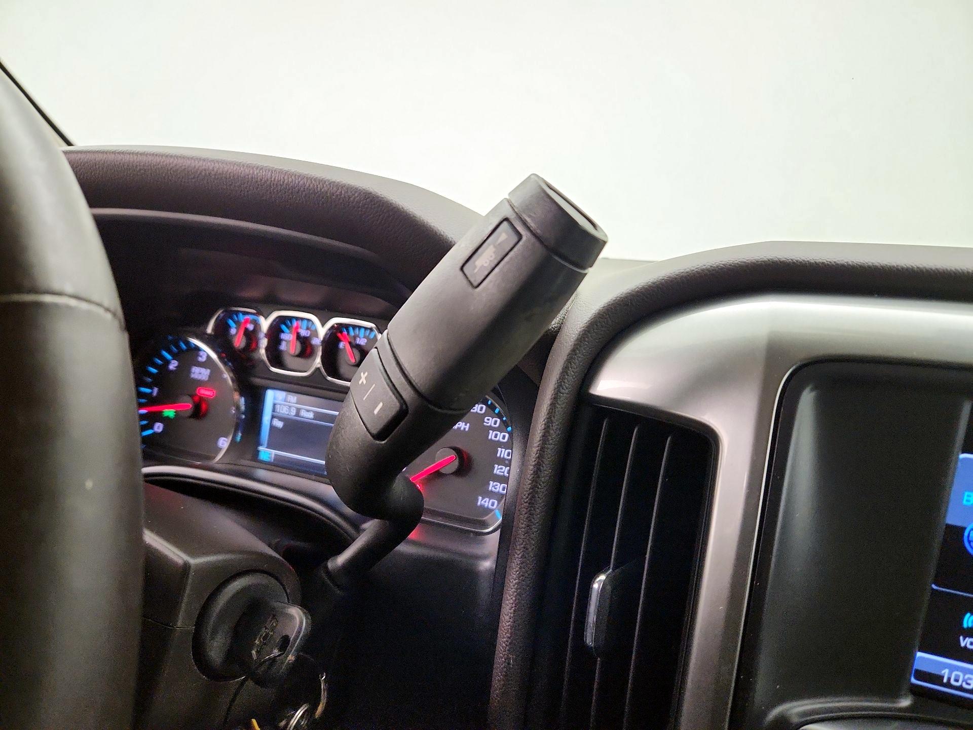 Thumbnail: 2015 Chevrolet Silverado 1500 - 17