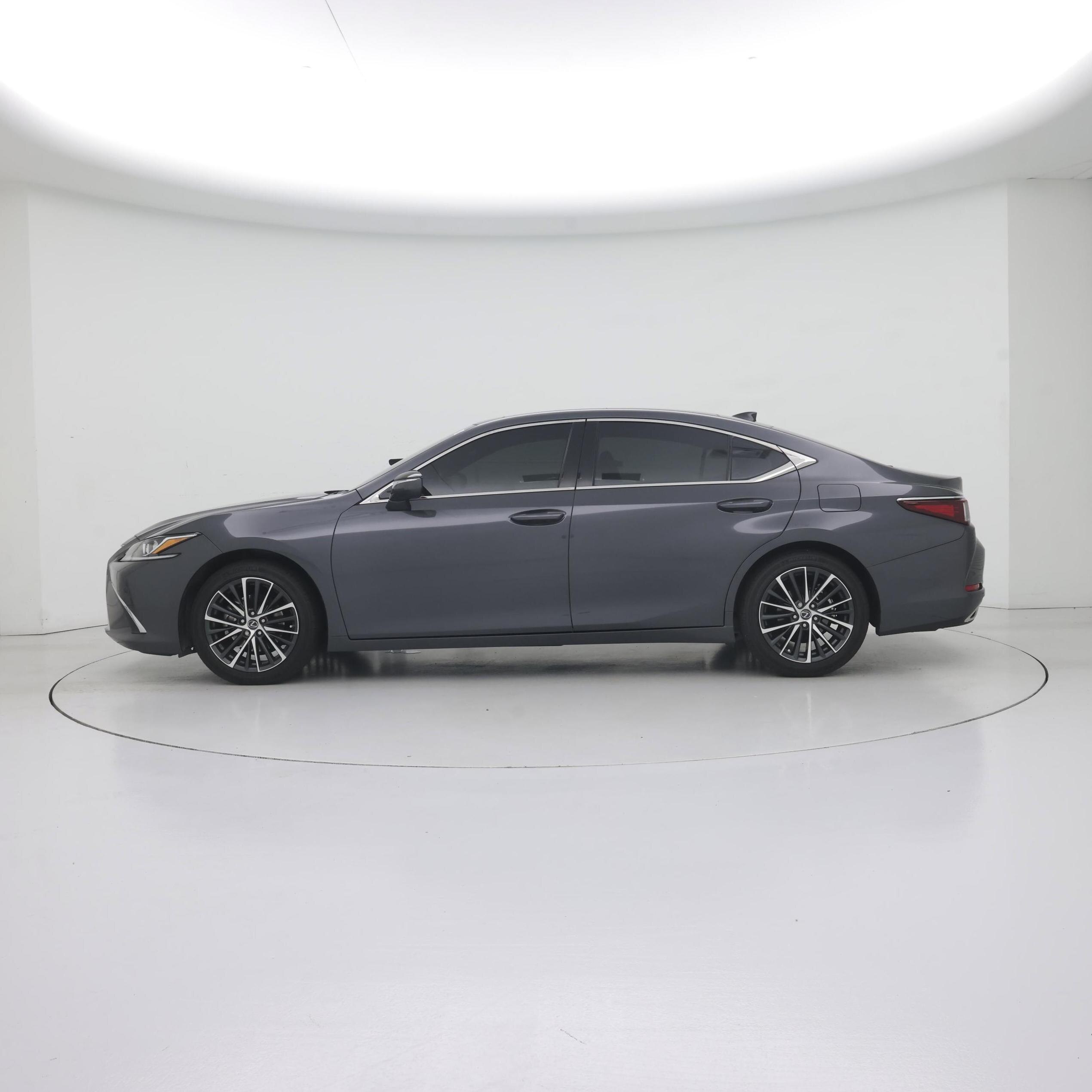 Thumbnail: 2025 Lexus ES - 3