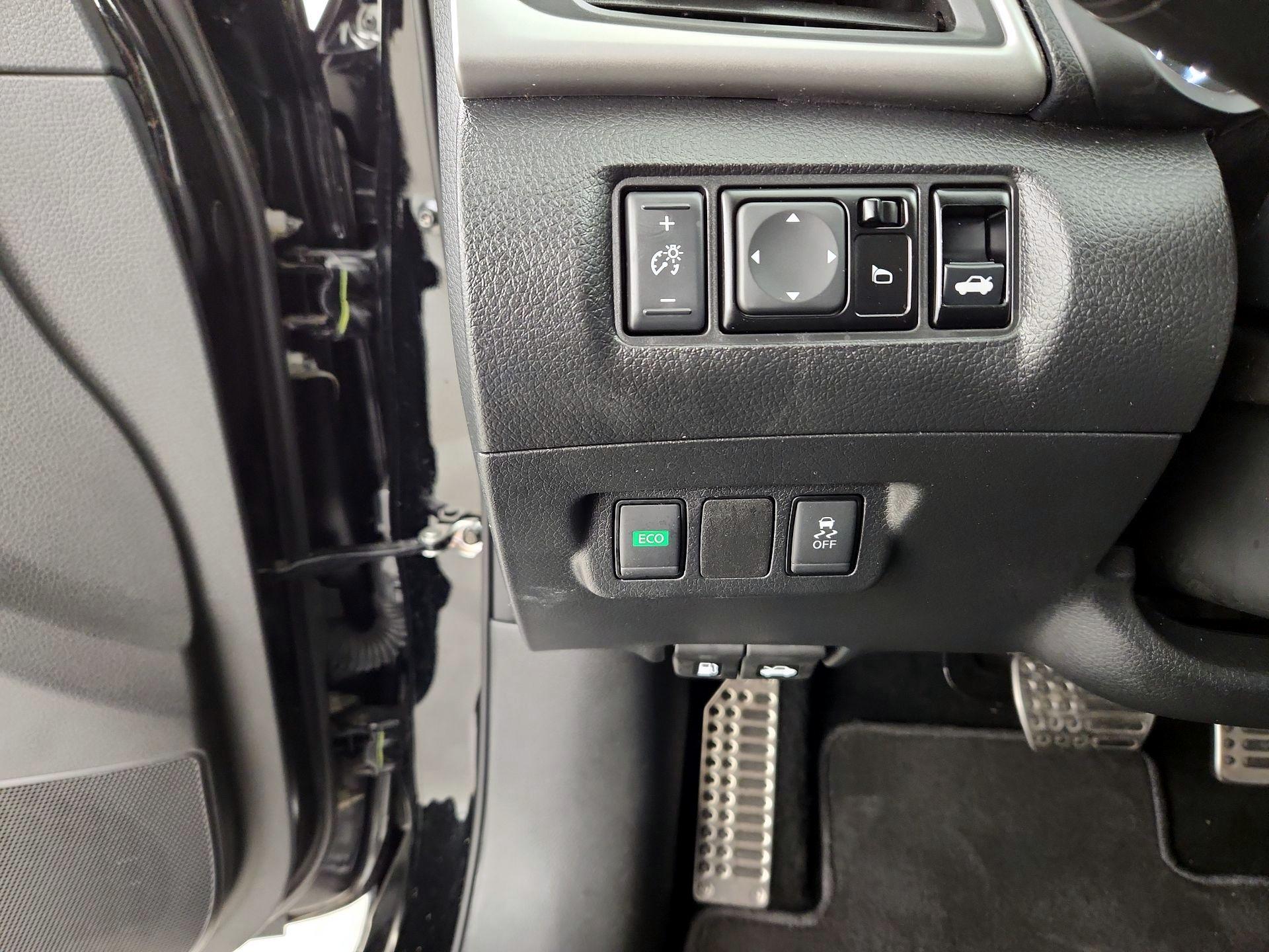 Thumbnail: 2019 Nissan Sentra - 13