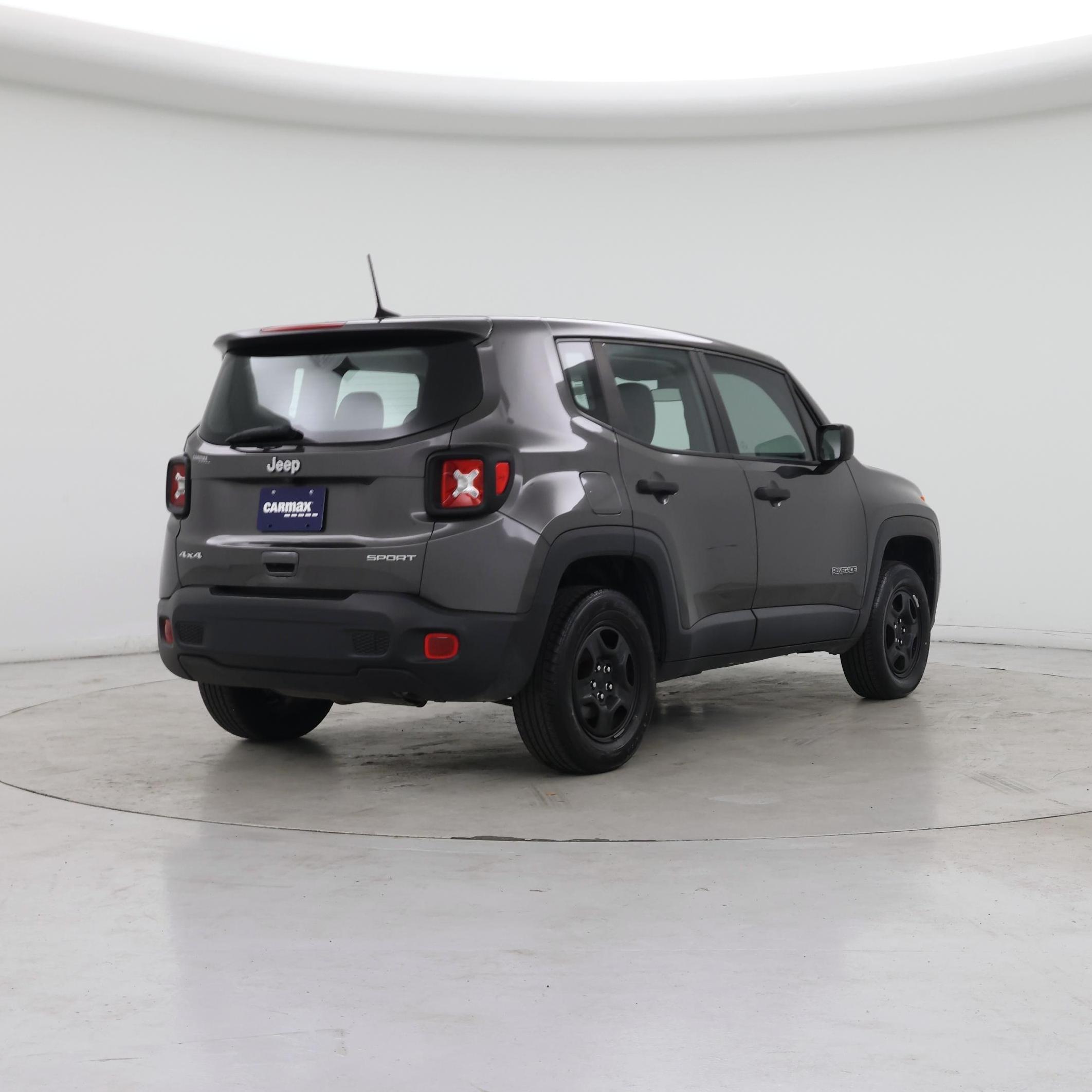 Thumbnail: 2019 Jeep Renegade - 8