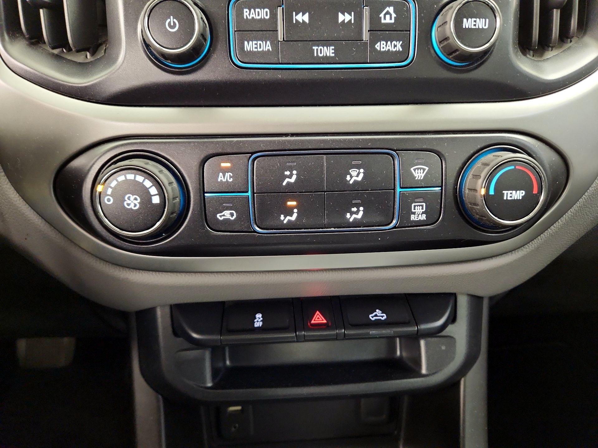 Thumbnail: 2016 Chevrolet Colorado - 16