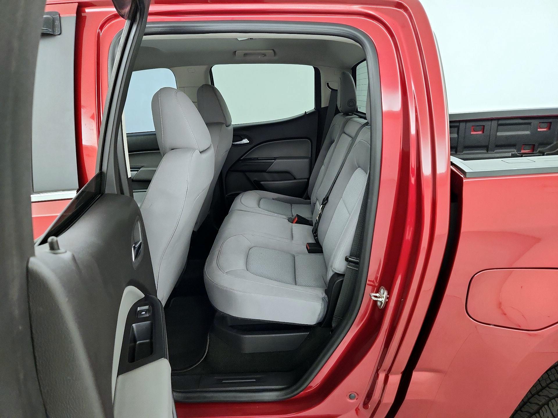 Thumbnail: 2016 Chevrolet Colorado - 19