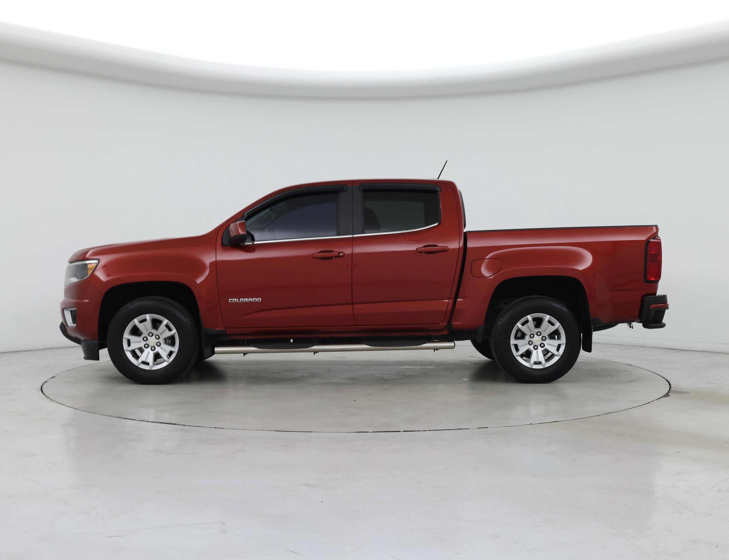 Thumbnail: 2016 Chevrolet Colorado - 3