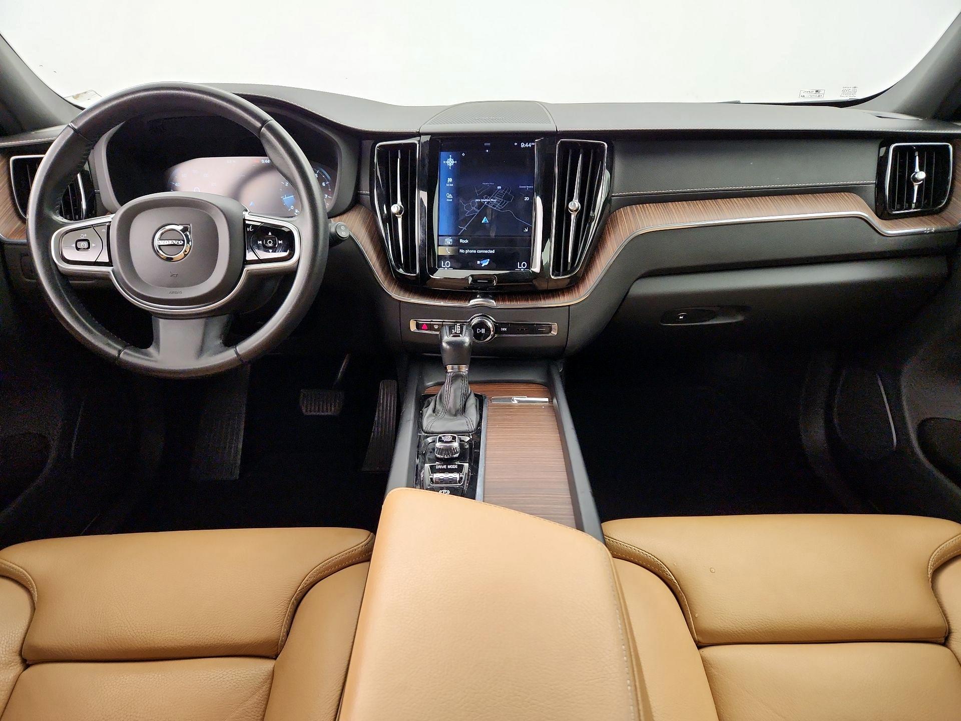 Thumbnail: 2020 Volvo XC60 - 9