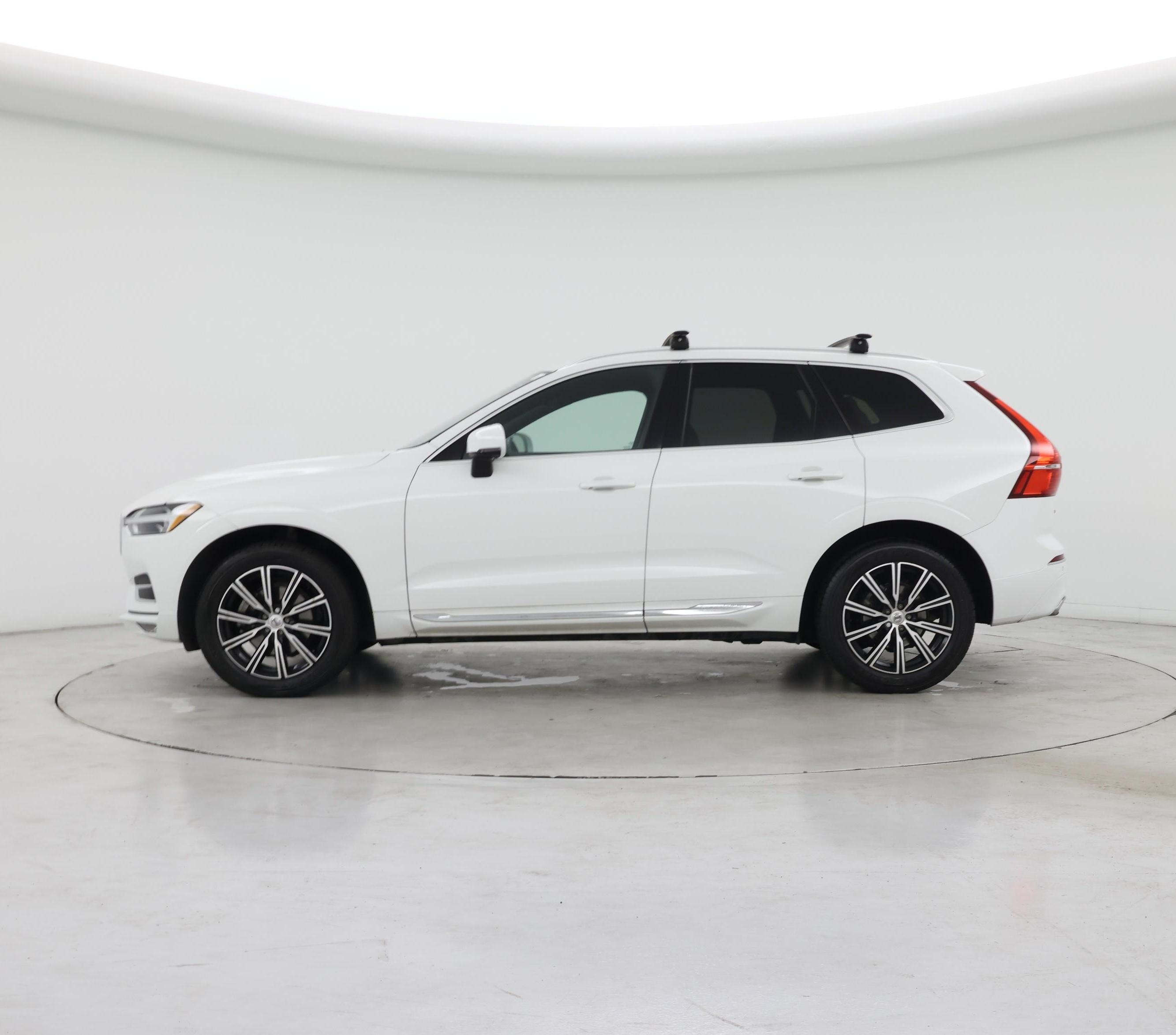Thumbnail: 2020 Volvo XC60 - 3