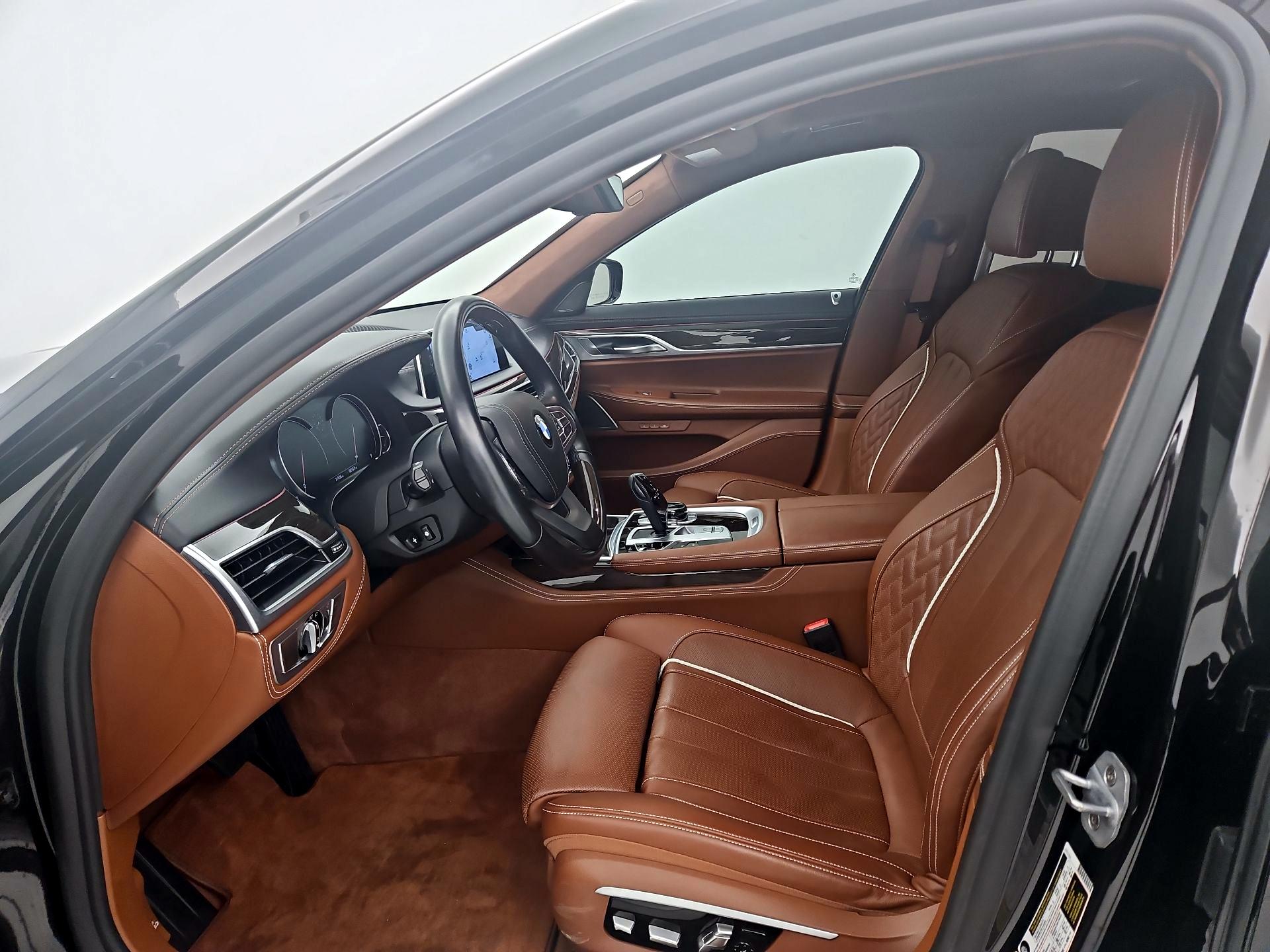 Thumbnail: 2019 BMW 7 Series - 11