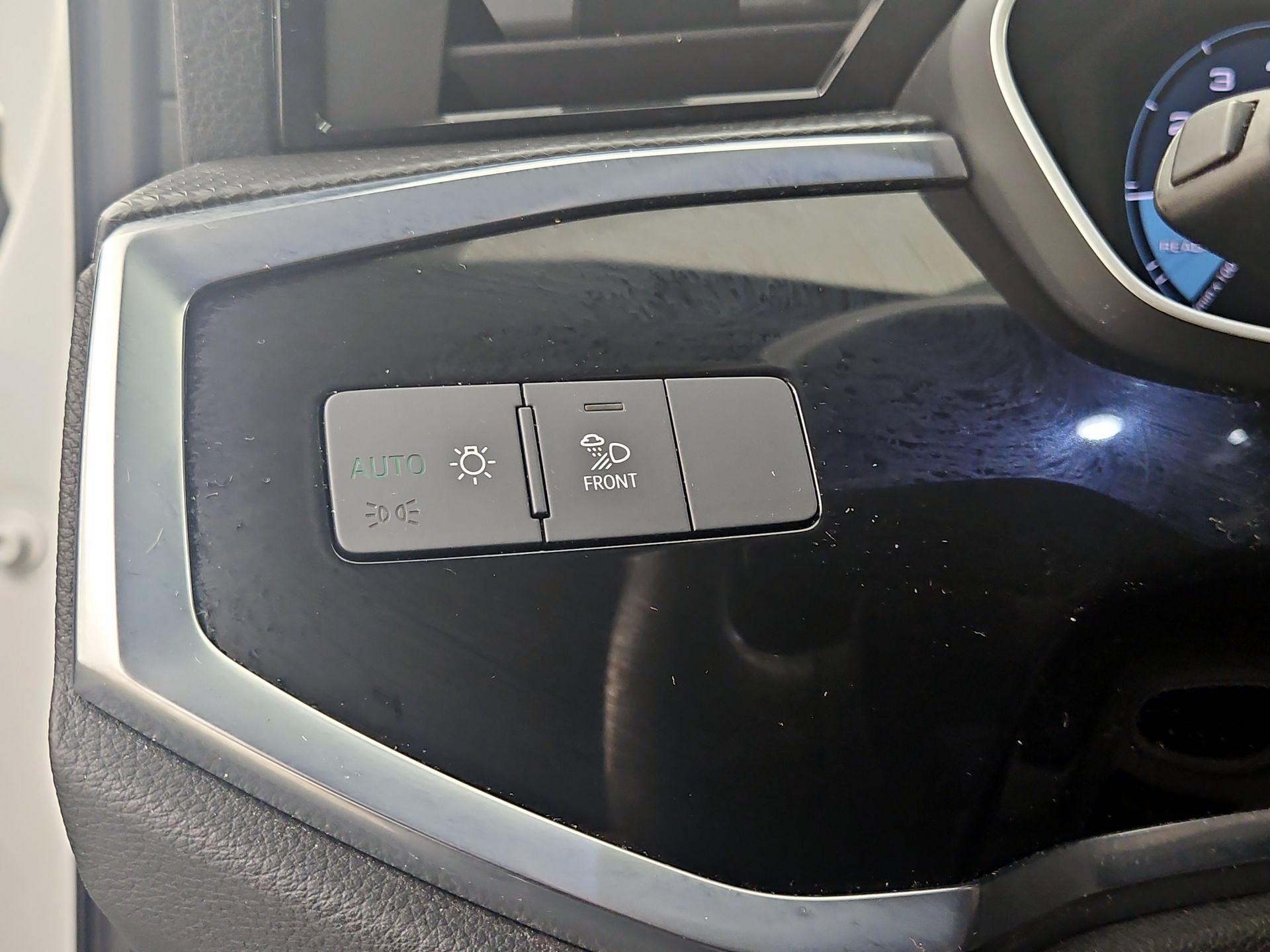 Thumbnail: 2024 Audi Q3 - 13