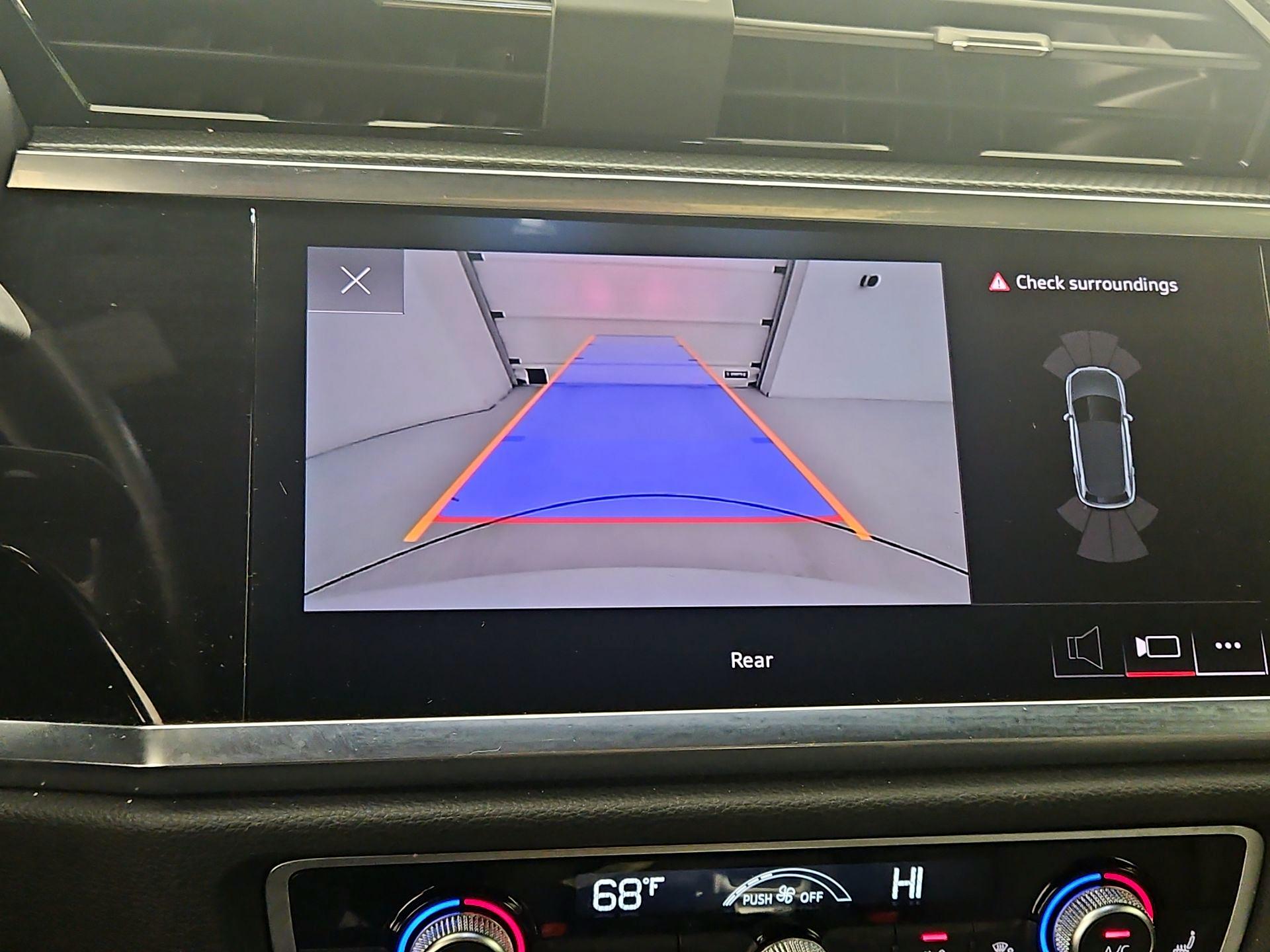 Thumbnail: 2024 Audi Q3 - 14