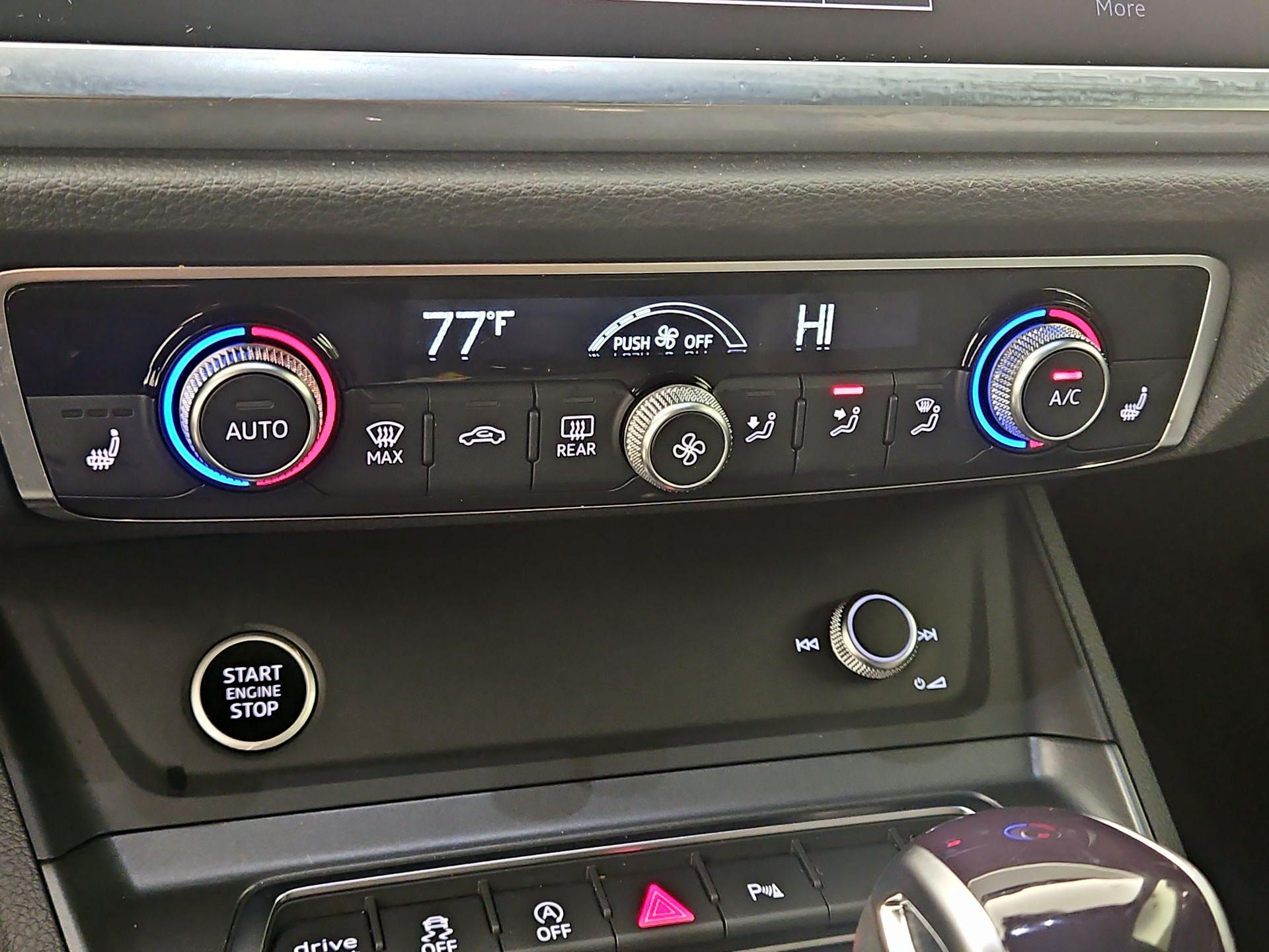 Thumbnail: 2024 Audi Q3 - 16