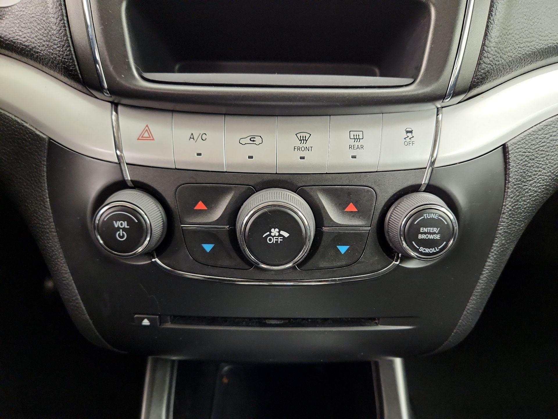 Thumbnail: 2018 Dodge Journey - 16