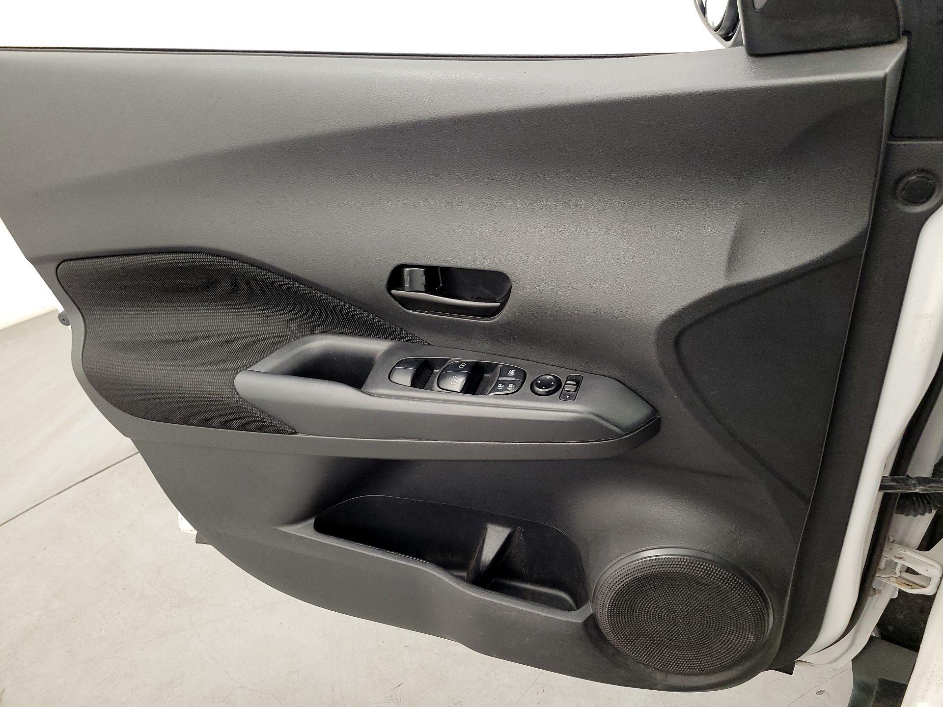 Thumbnail: 2022 Nissan Kicks - 12