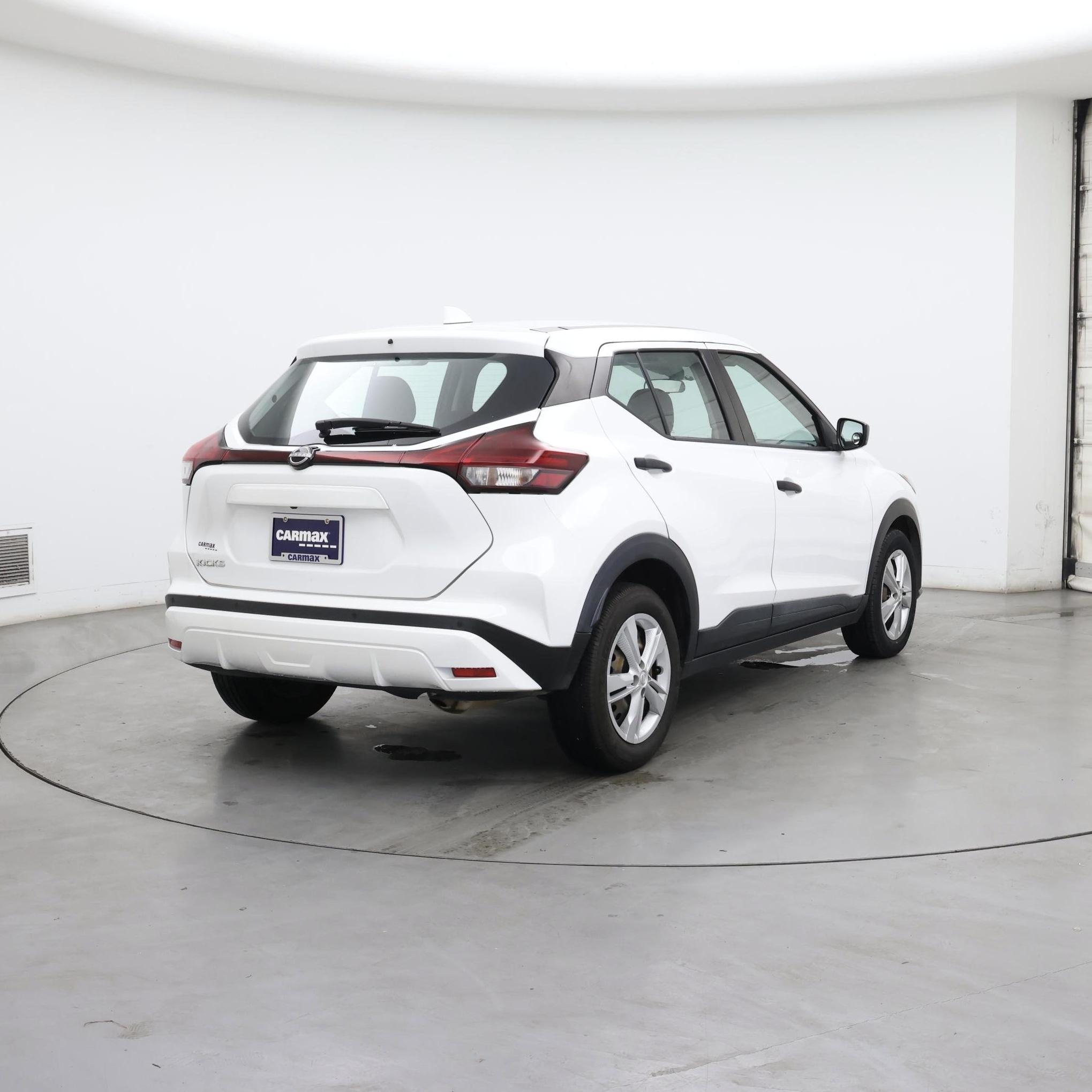 Thumbnail: 2022 Nissan Kicks - 8