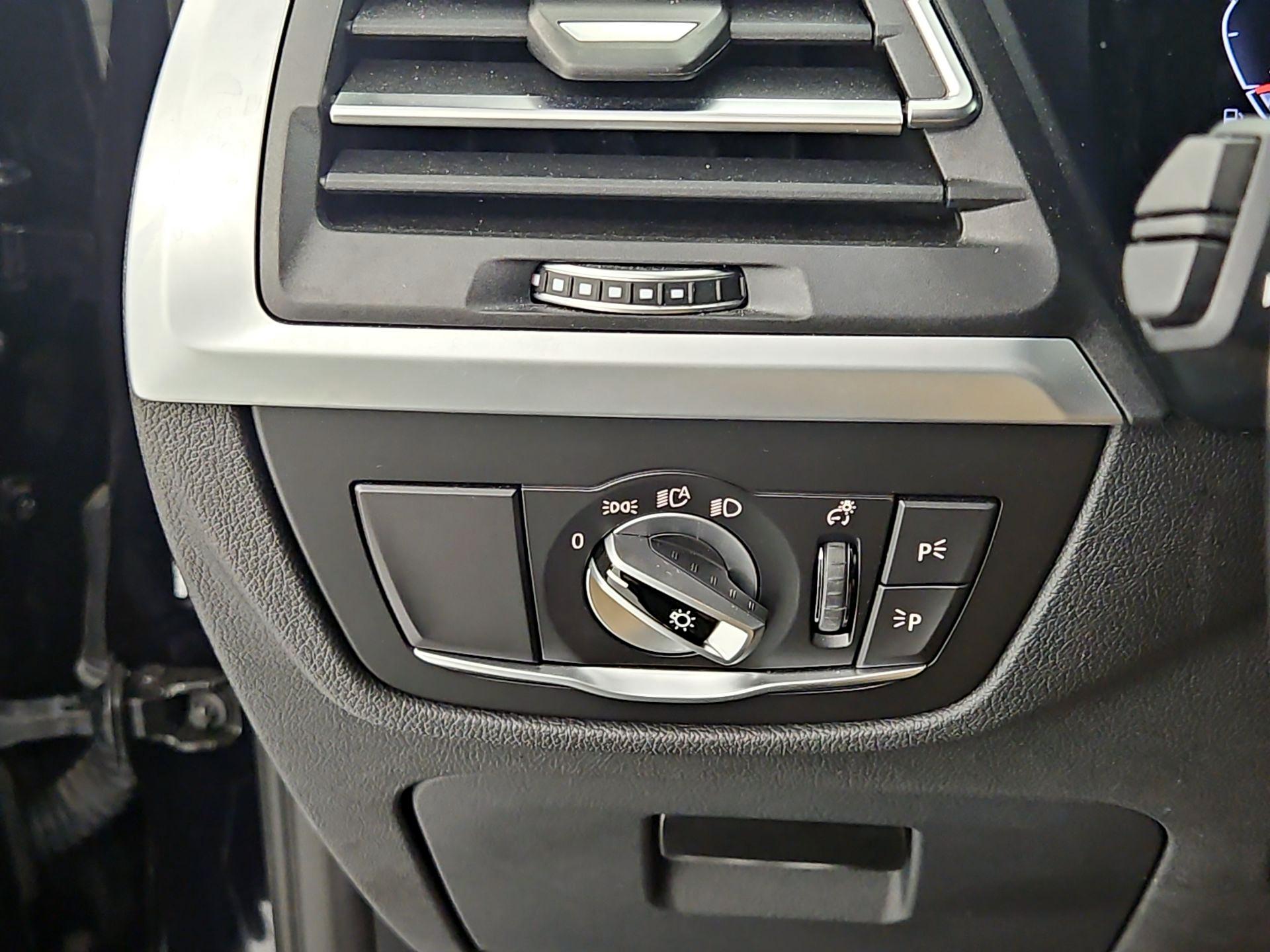 Thumbnail: 2022 BMW X3 - 13