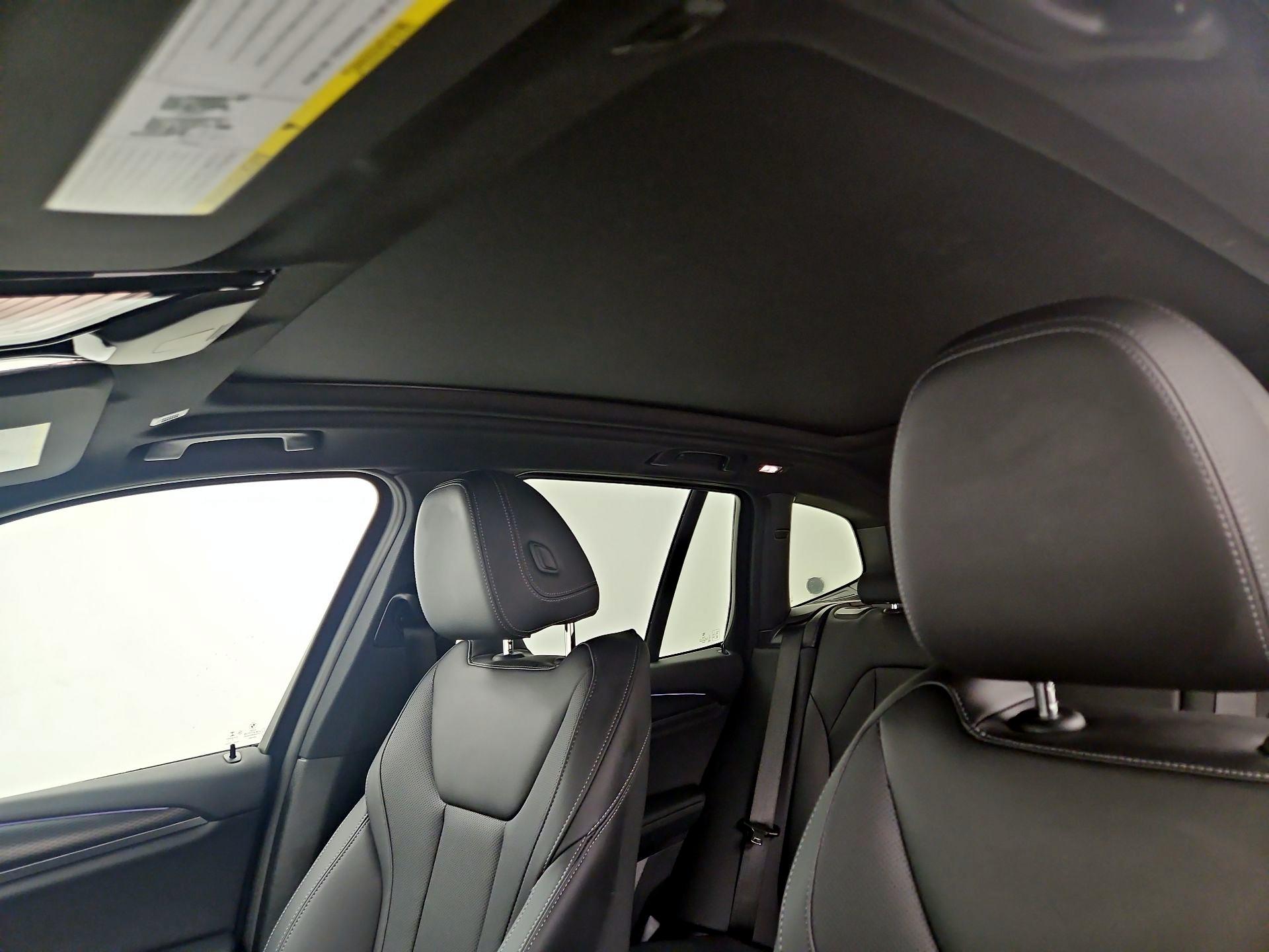 Thumbnail: 2022 BMW X3 - 20