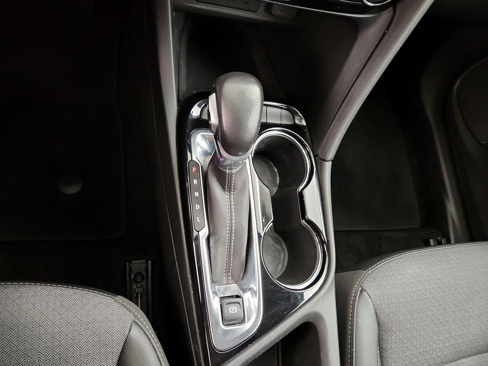 Thumbnail: 2022 Buick Encore GX - 17