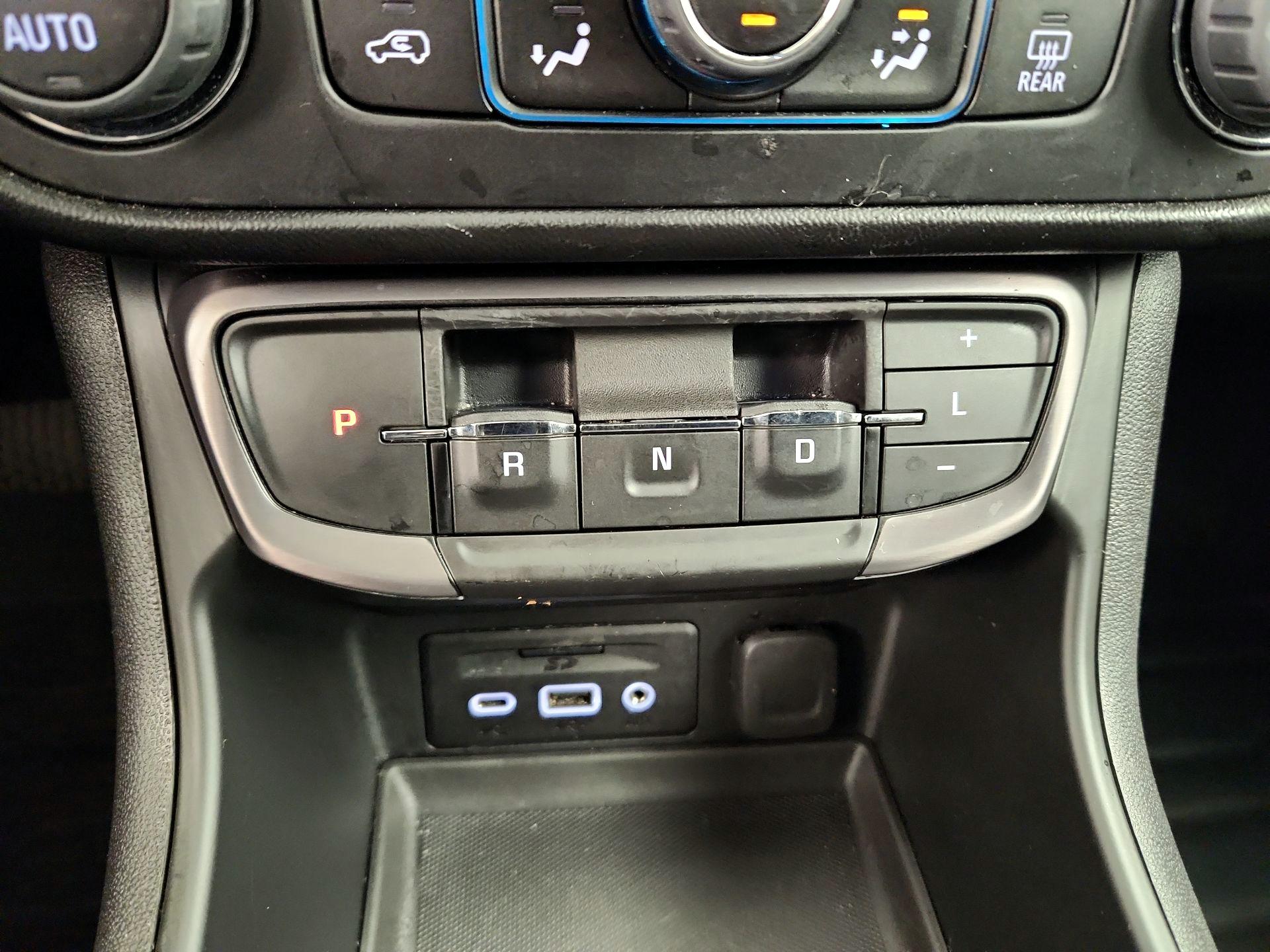 Thumbnail: 2022 GMC Terrain - 18