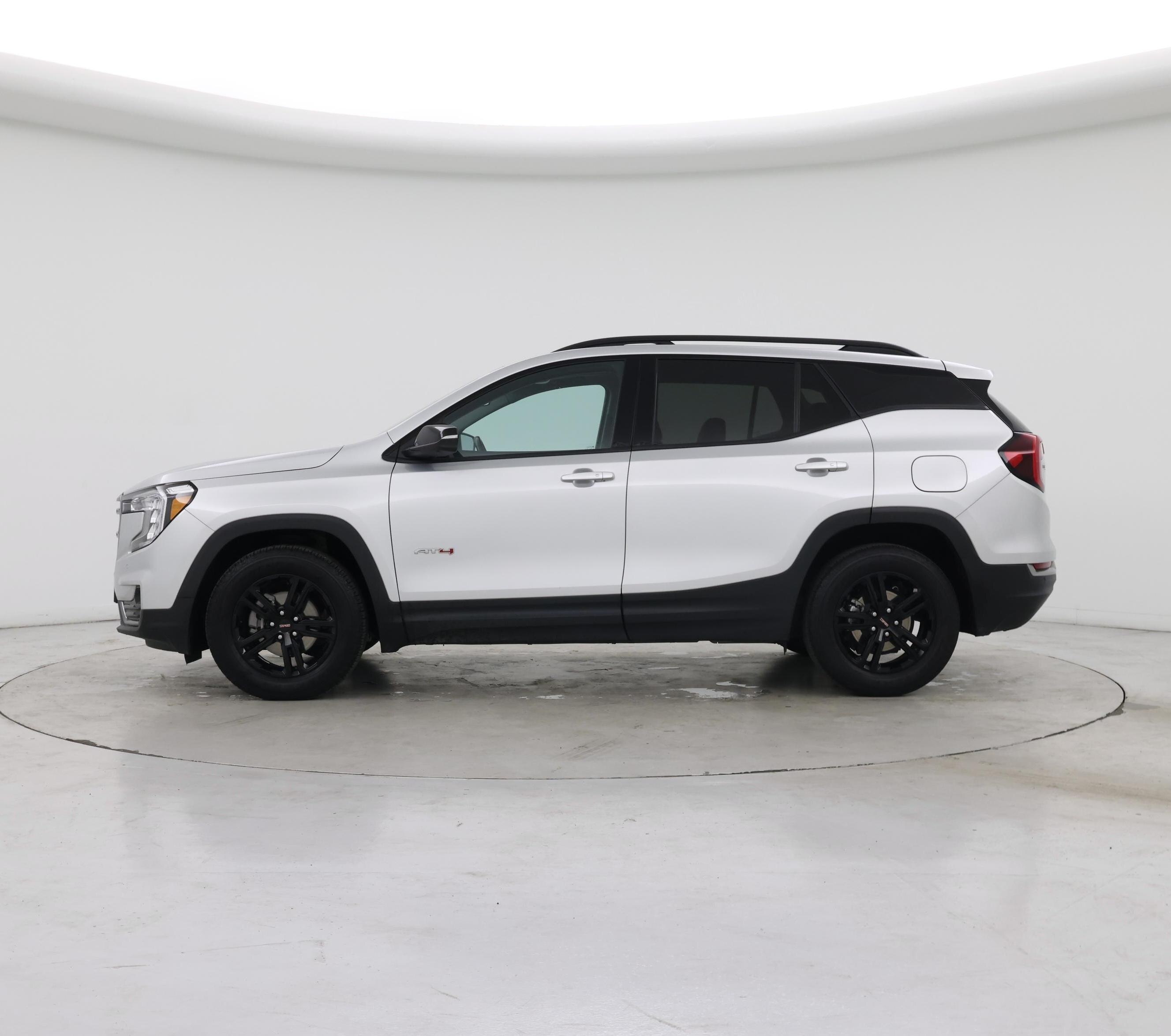 Thumbnail: 2022 GMC Terrain - 3