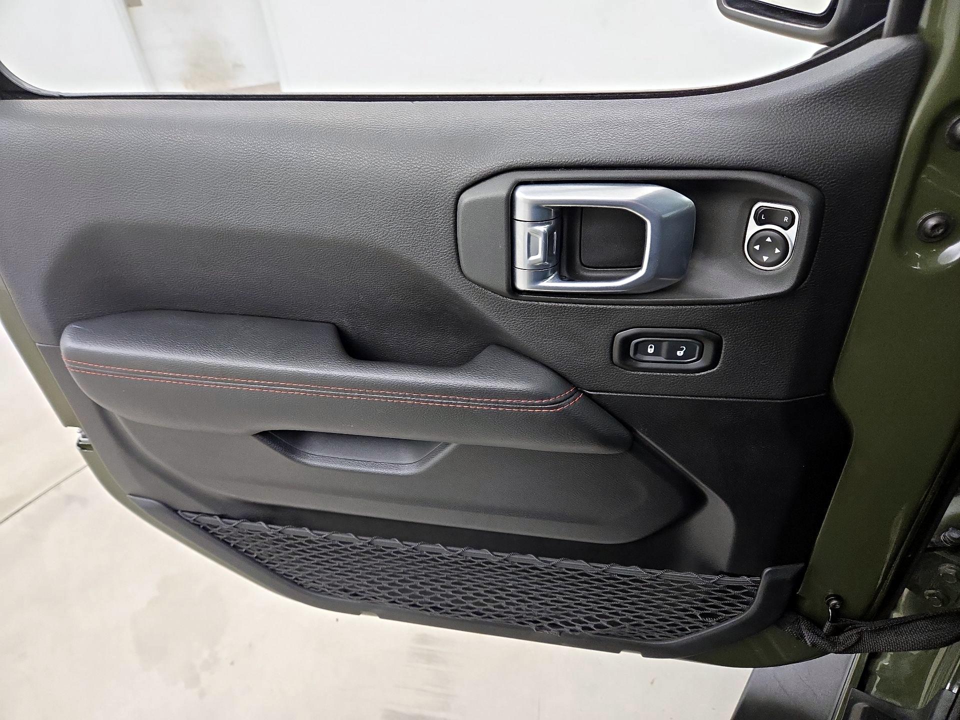 Thumbnail: 2021 Jeep Wrangler - 12