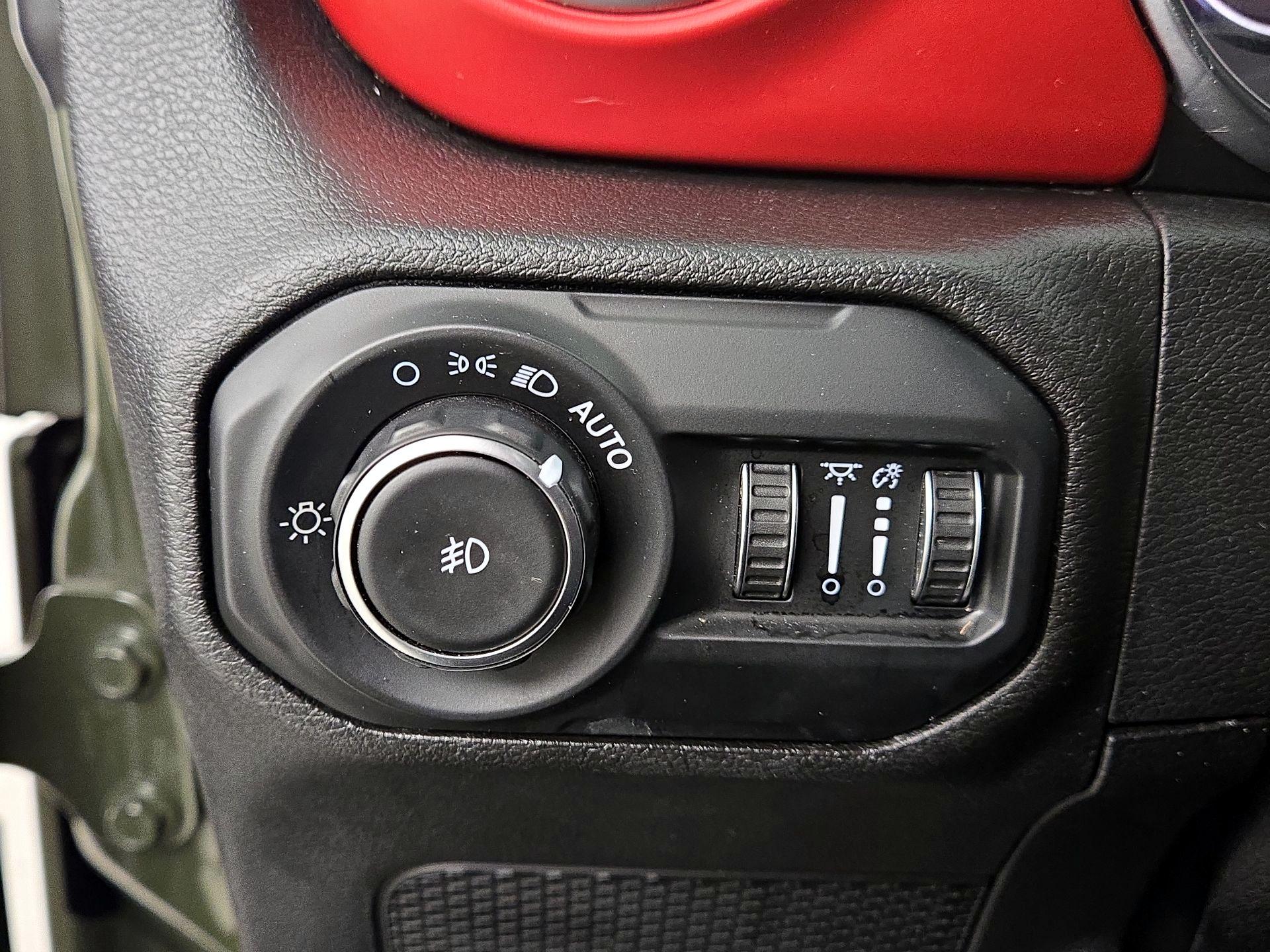 Thumbnail: 2021 Jeep Wrangler - 13