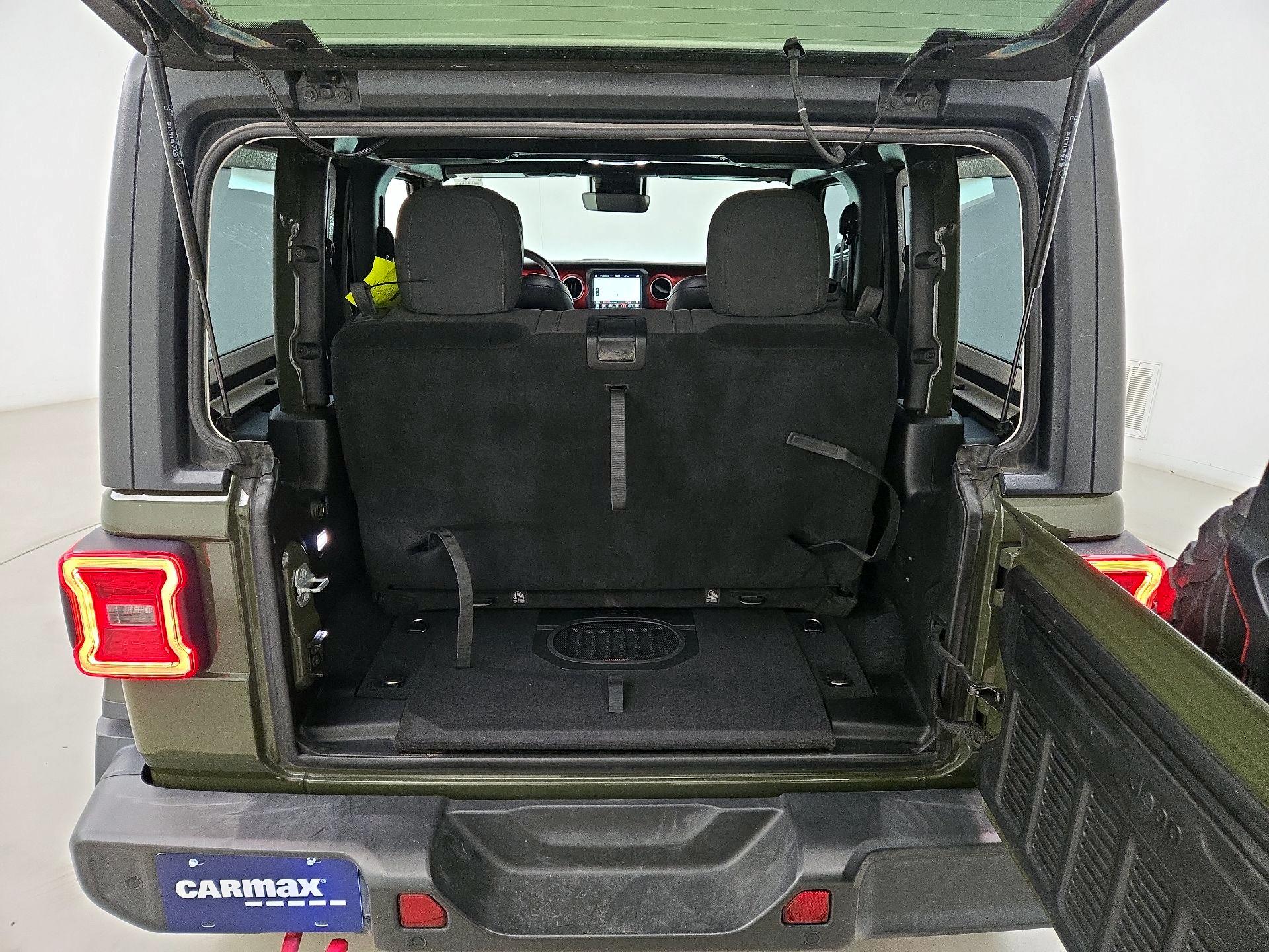 Thumbnail: 2021 Jeep Wrangler - 20