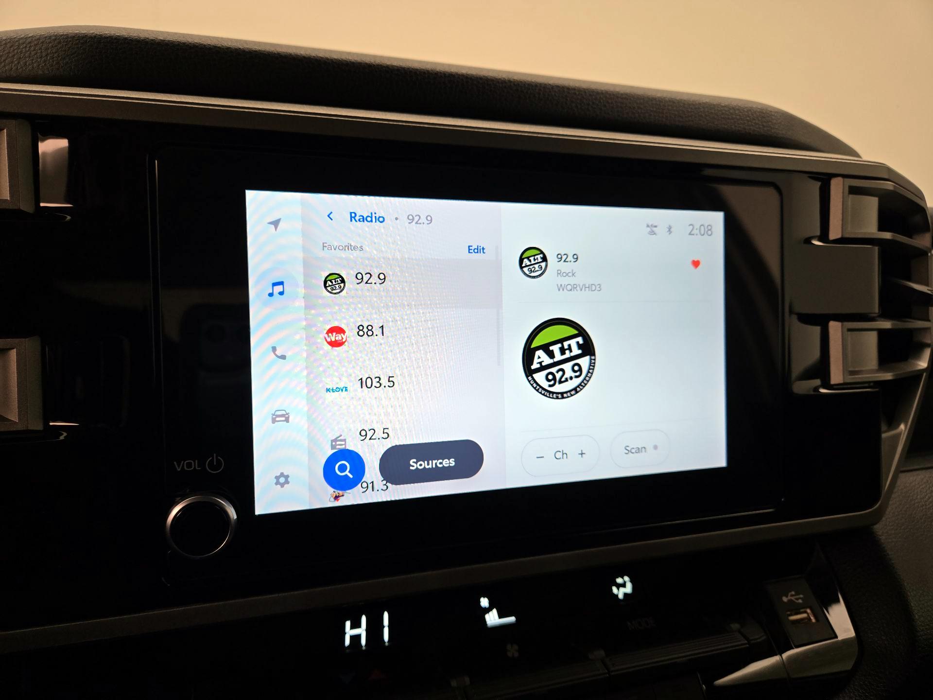 Thumbnail: 2024 Toyota Tundra - 15