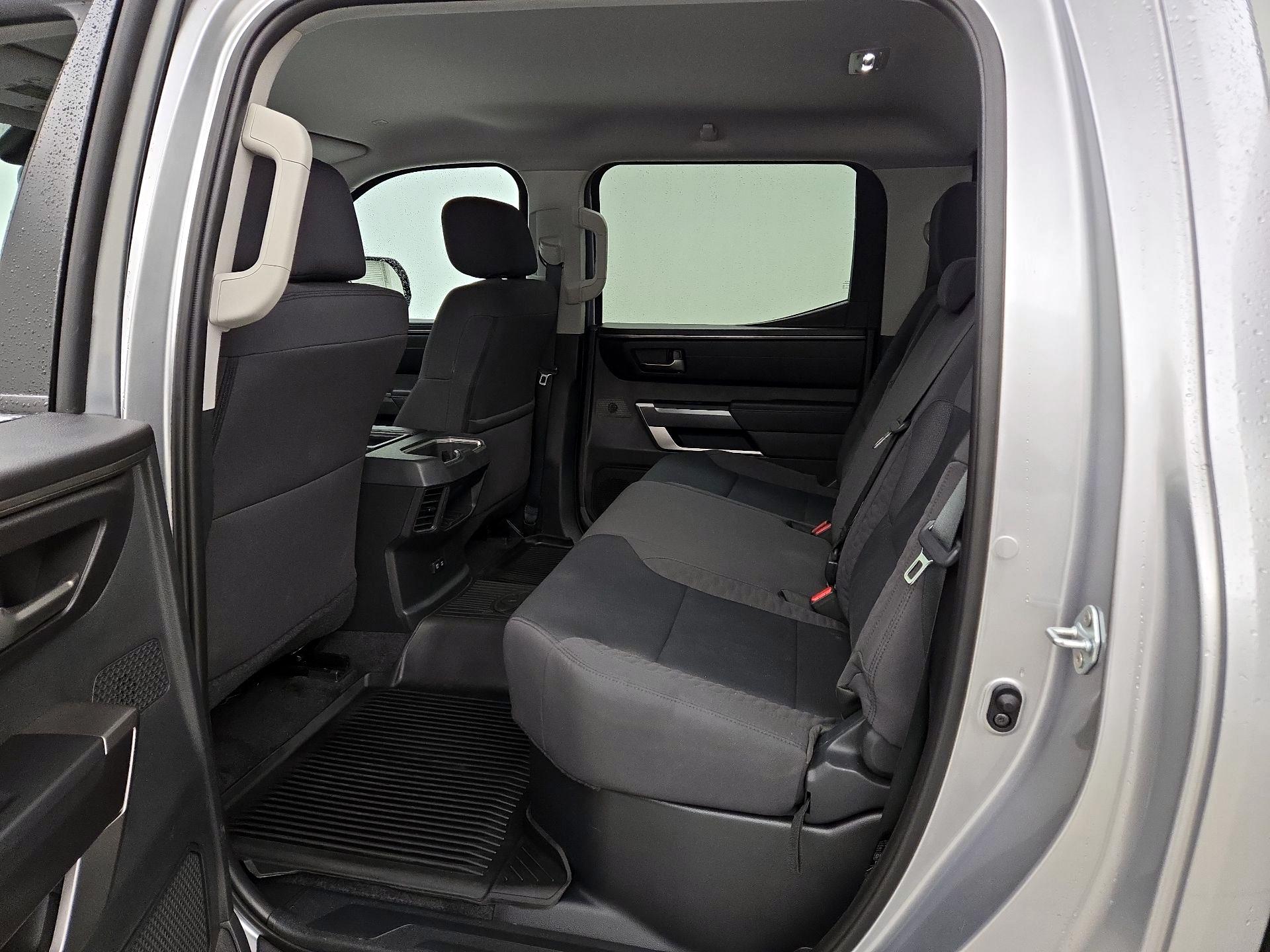 Thumbnail: 2024 Toyota Tundra - 19