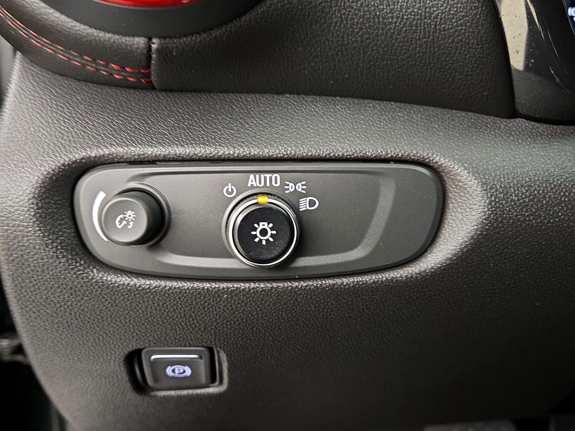 Thumbnail: 2022 Chevrolet Blazer - 13