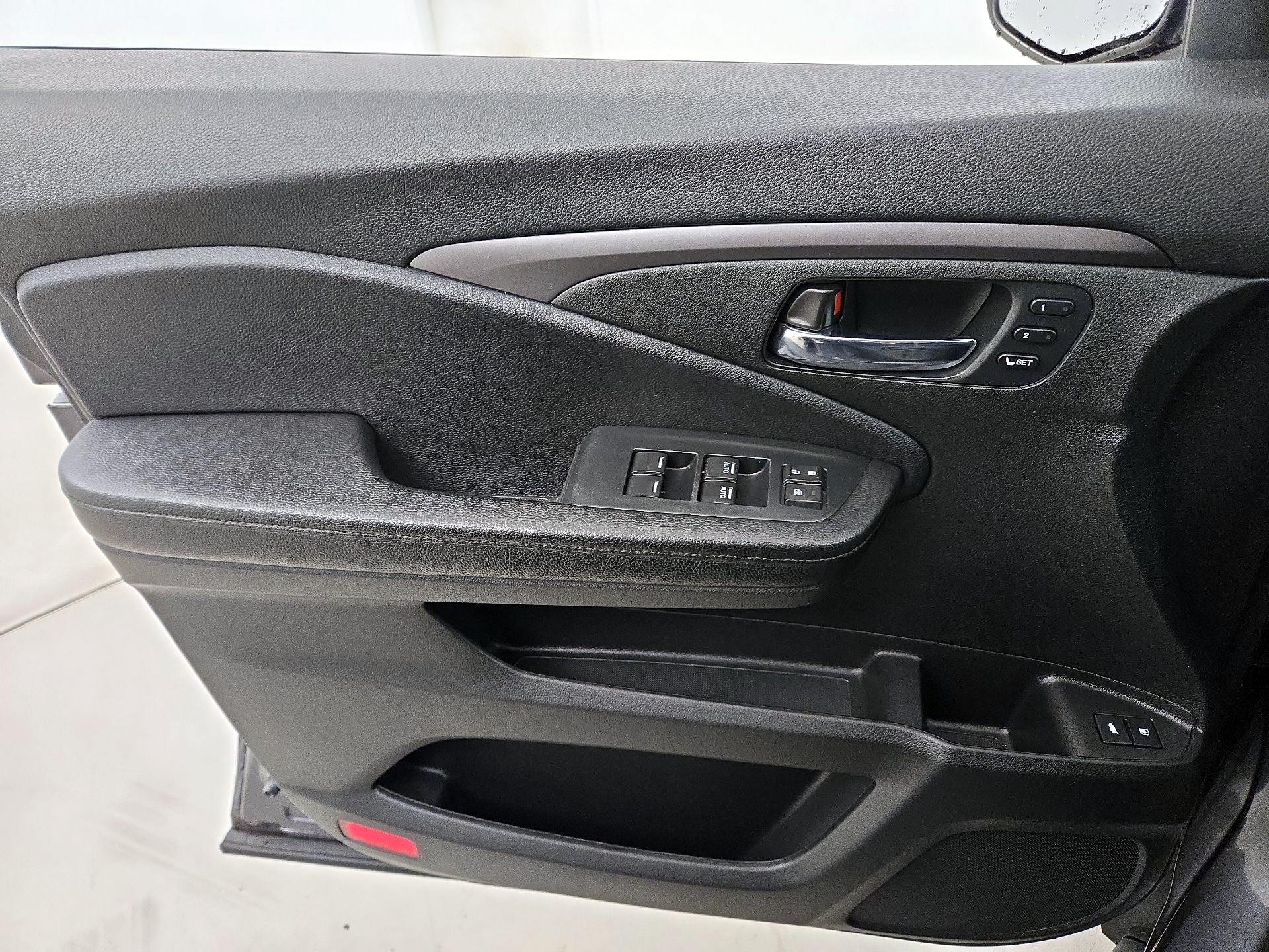 Thumbnail: 2021 Honda Passport - 12