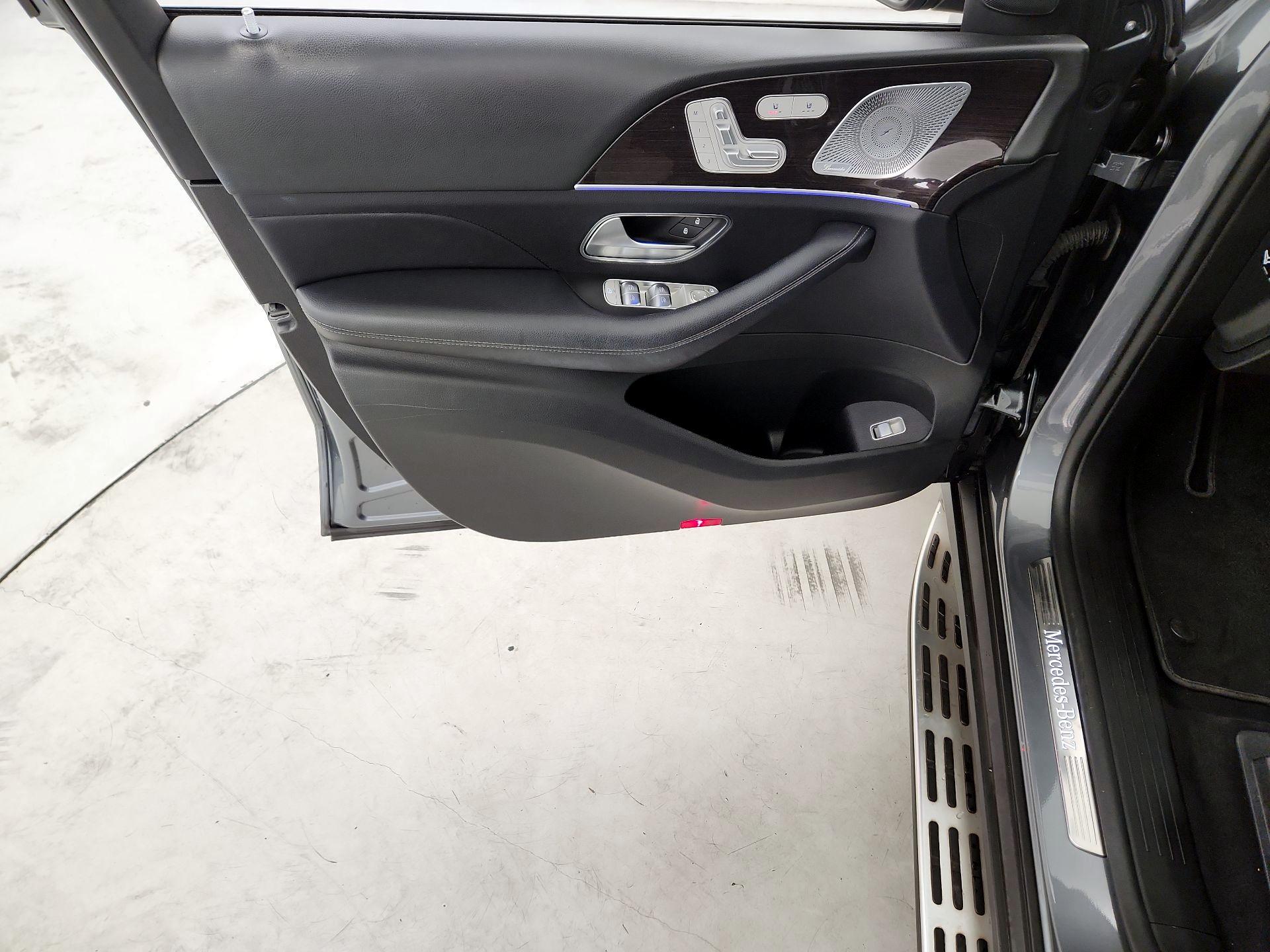 Thumbnail: 2020 Mercedes-Benz GLE - 12