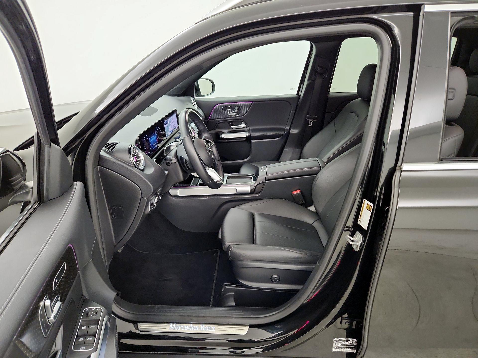 Thumbnail: 2025 Mercedes-Benz GLB - 11