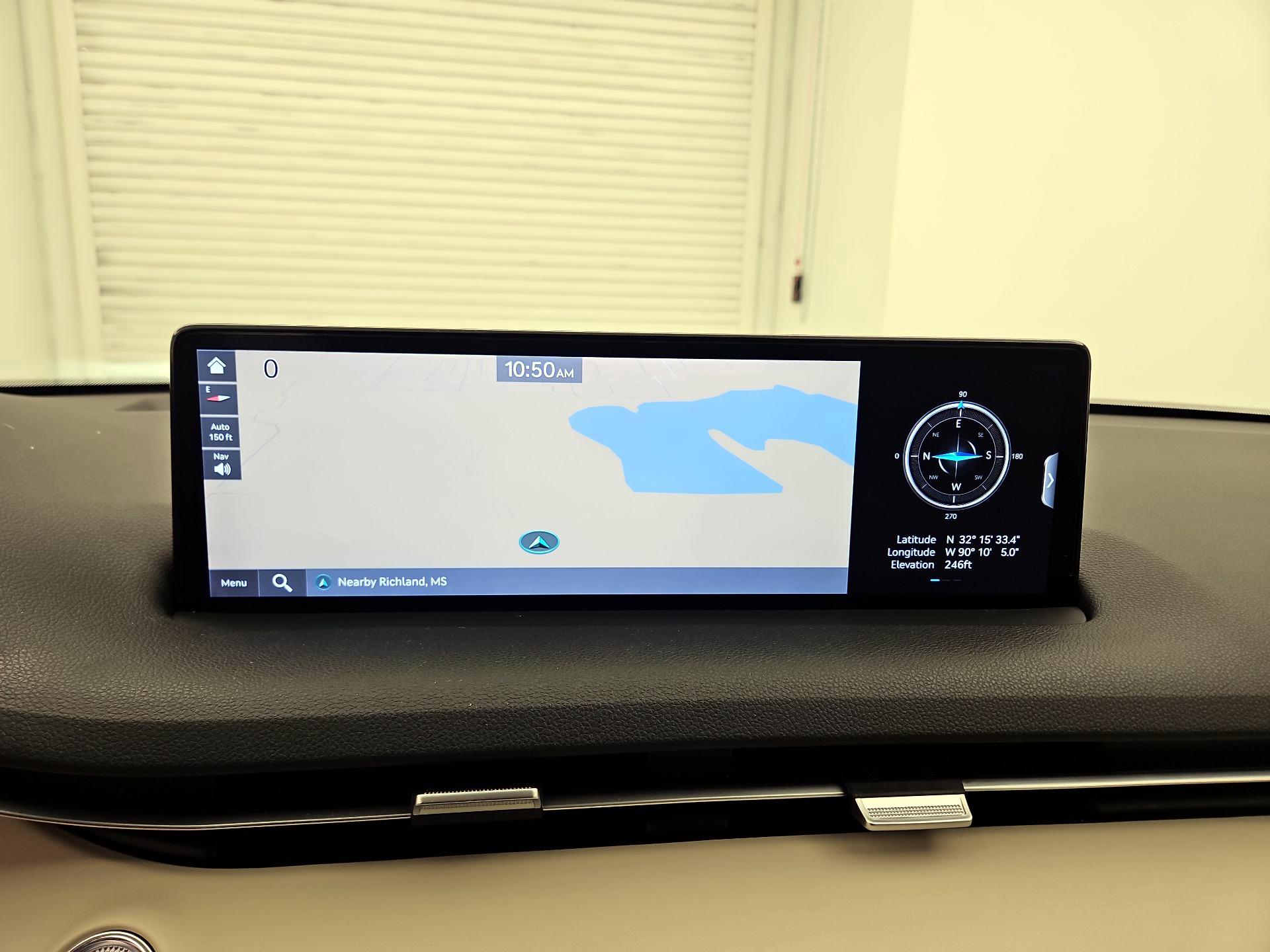 Thumbnail: 2022 Genesis GV70 - 14