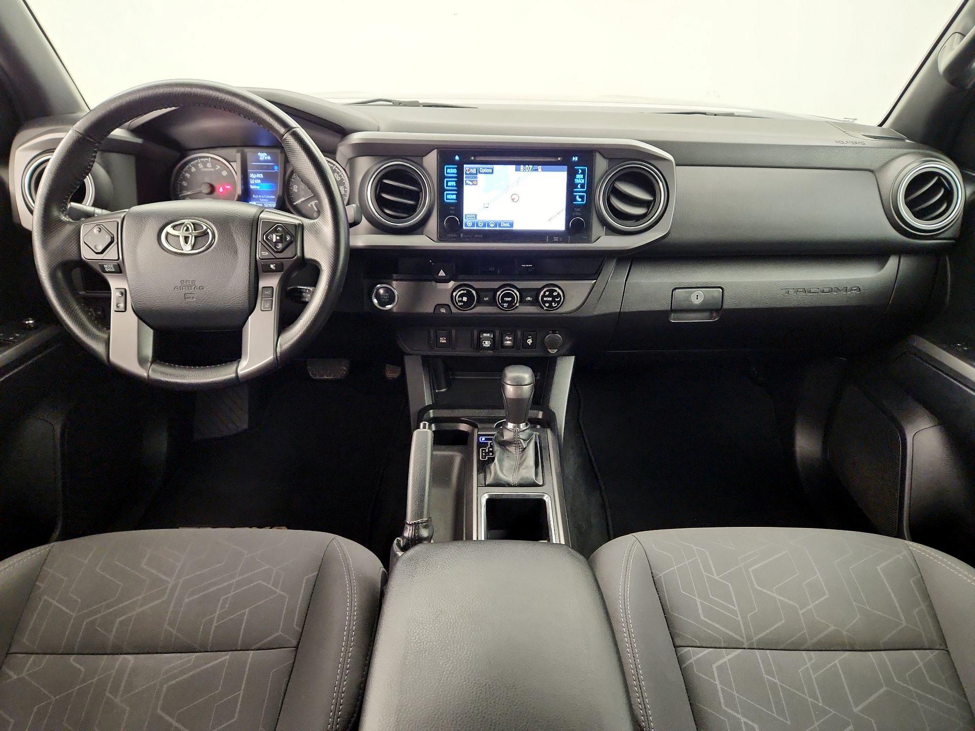 Thumbnail: 2018 Toyota Tacoma - 9