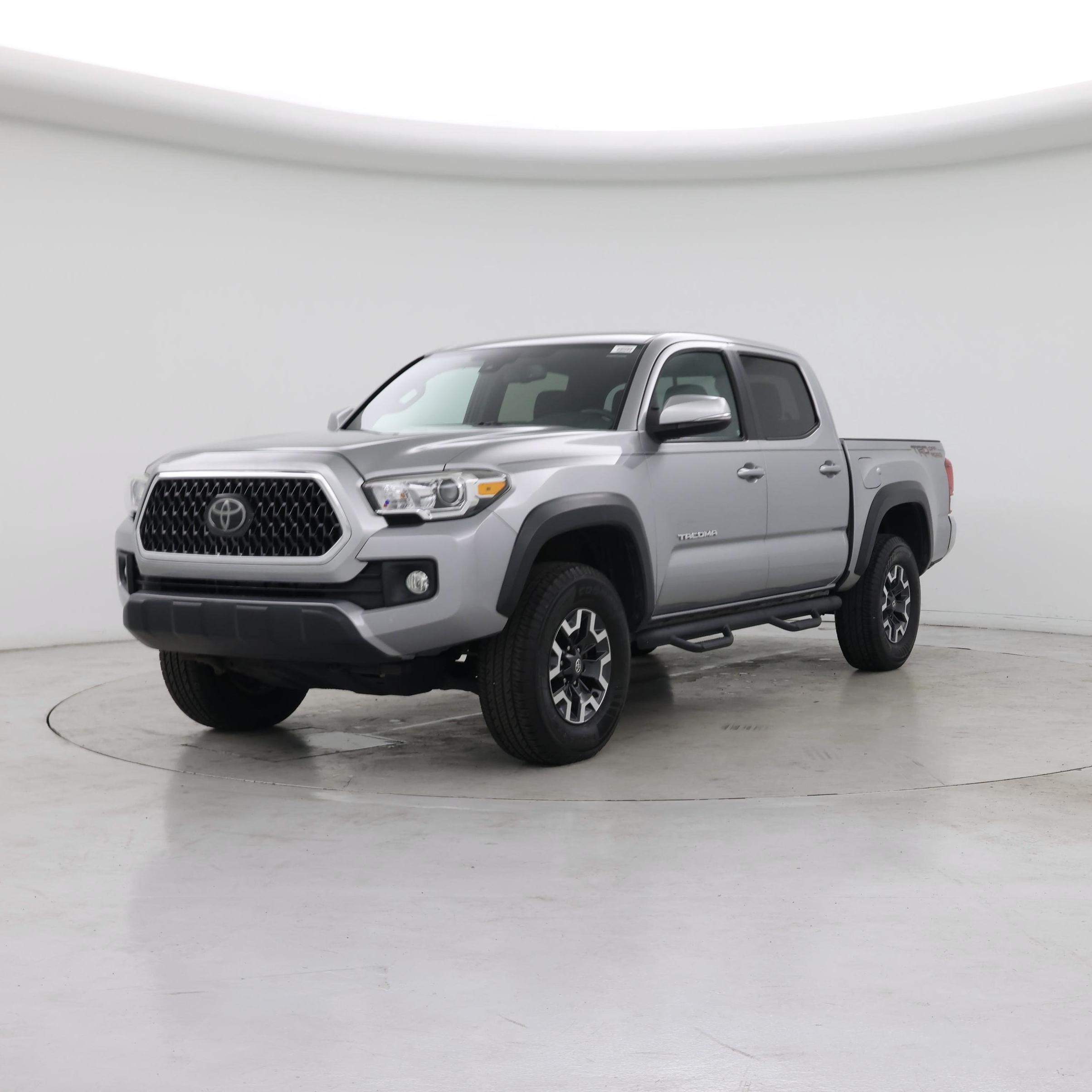 Thumbnail: 2018 Toyota Tacoma - 4