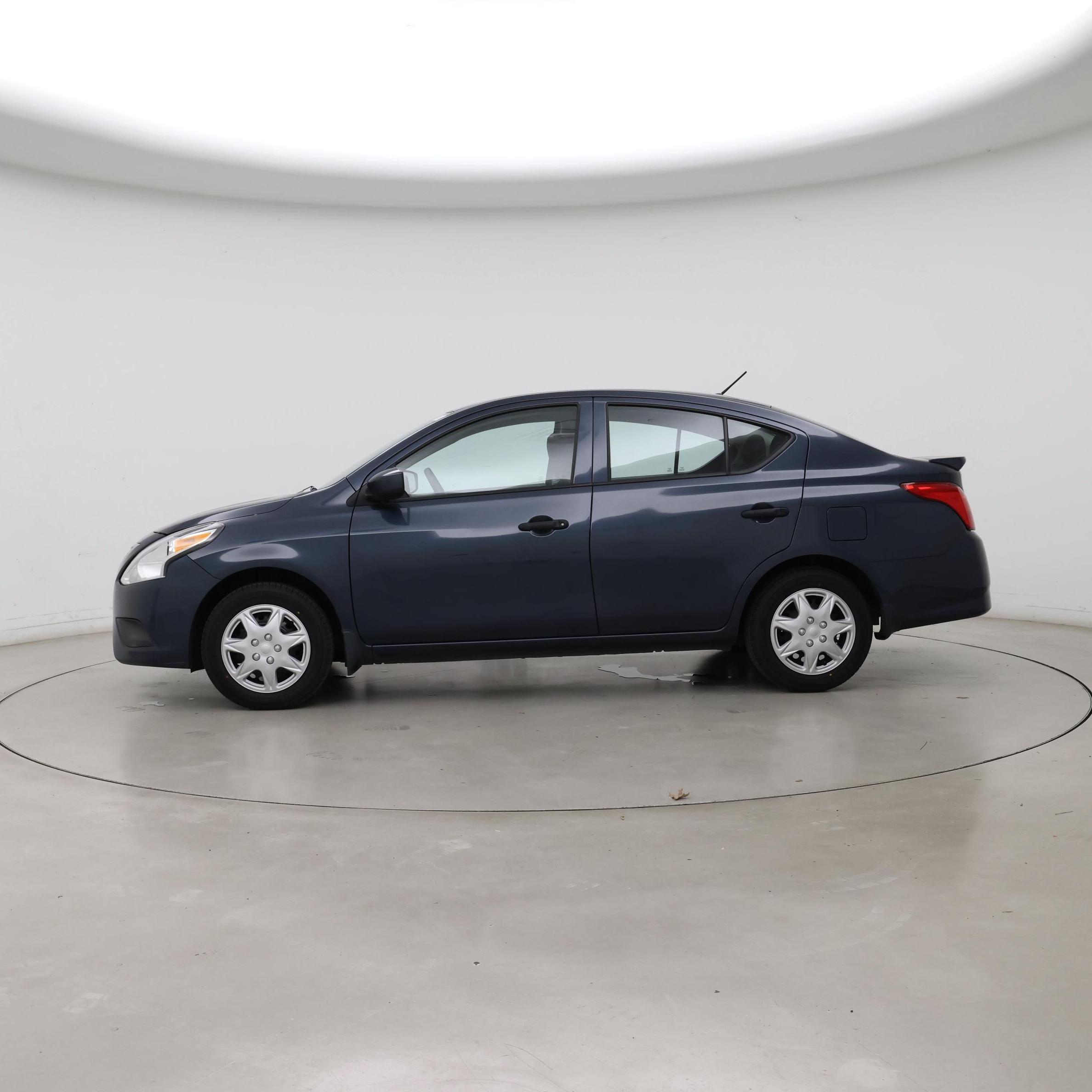 Thumbnail: 2017 Nissan Versa - 3