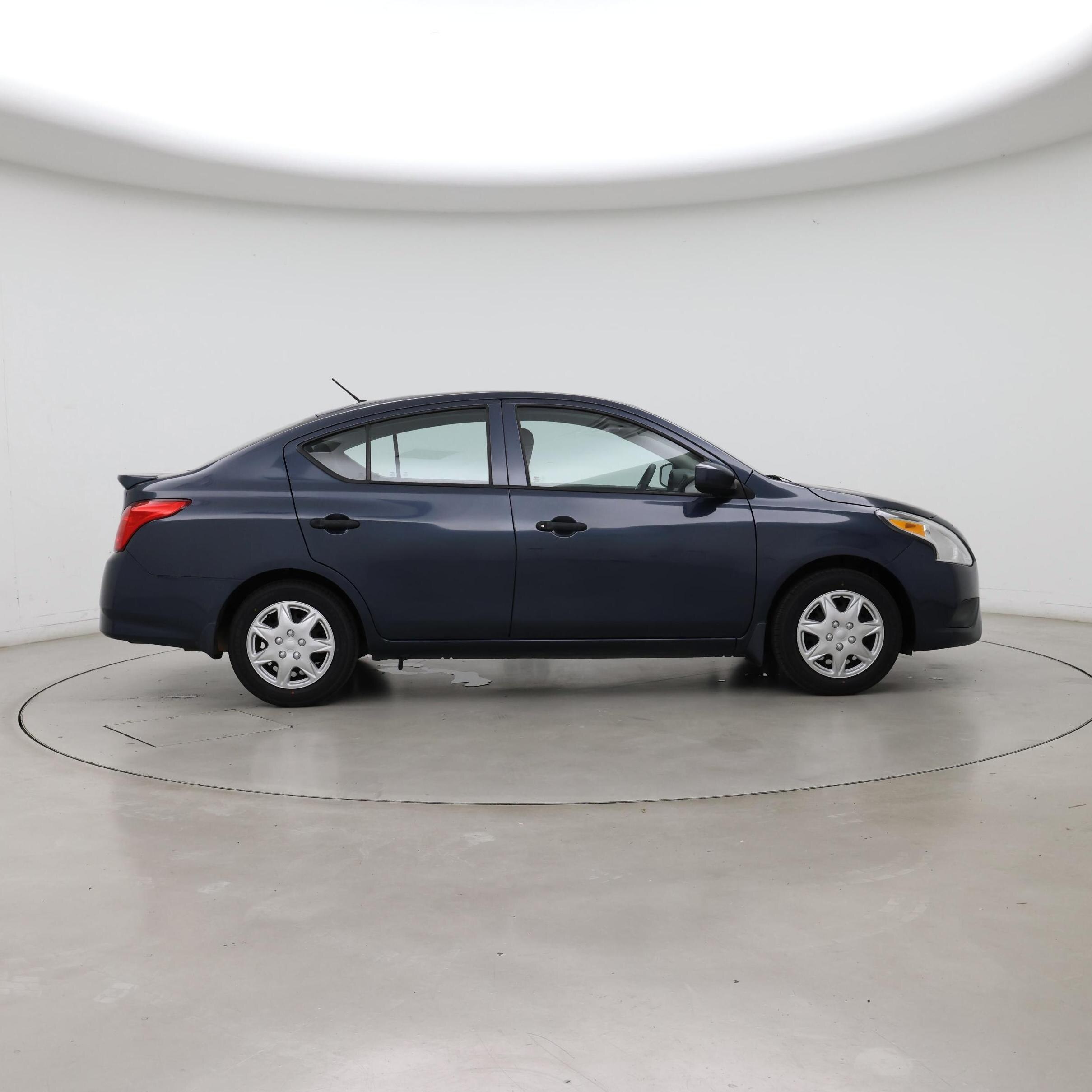 Thumbnail: 2017 Nissan Versa - 7