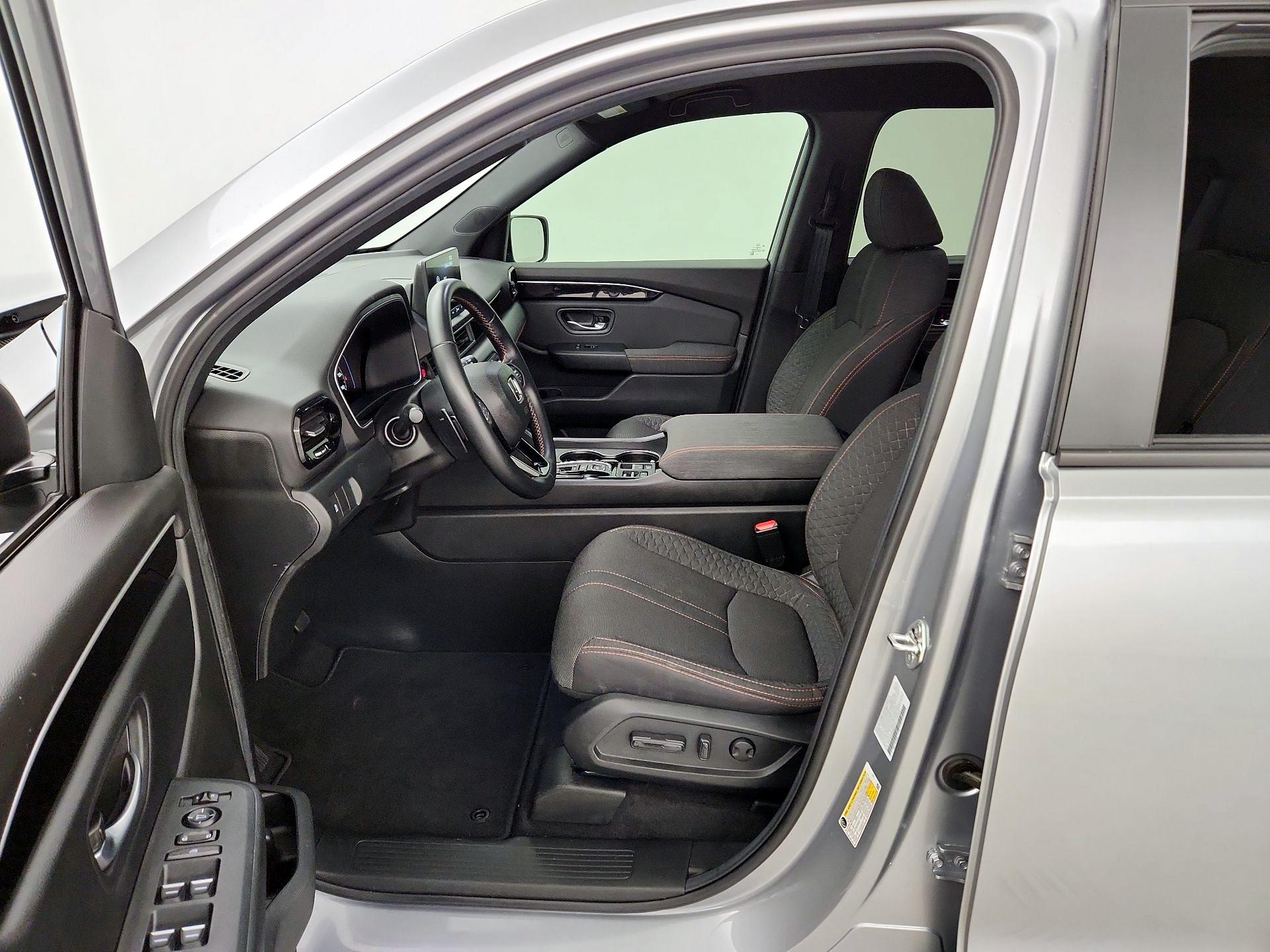 Thumbnail: 2025 Honda Pilot - 11