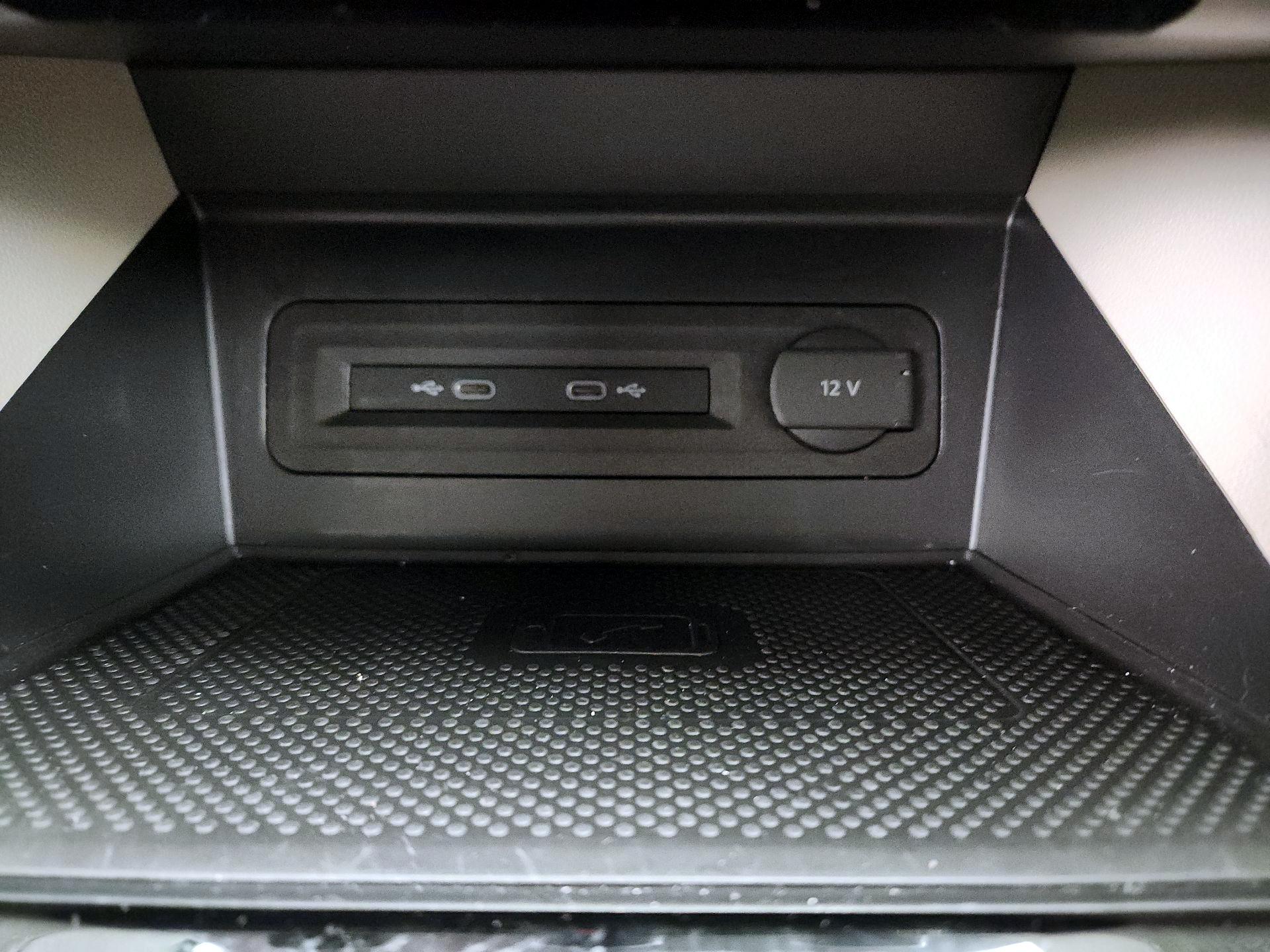 Thumbnail: 2023 Volkswagen Atlas - 18