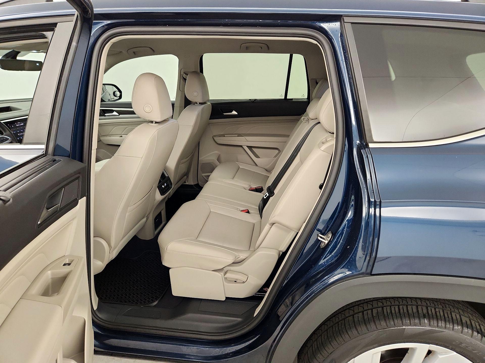 Thumbnail: 2023 Volkswagen Atlas - 19