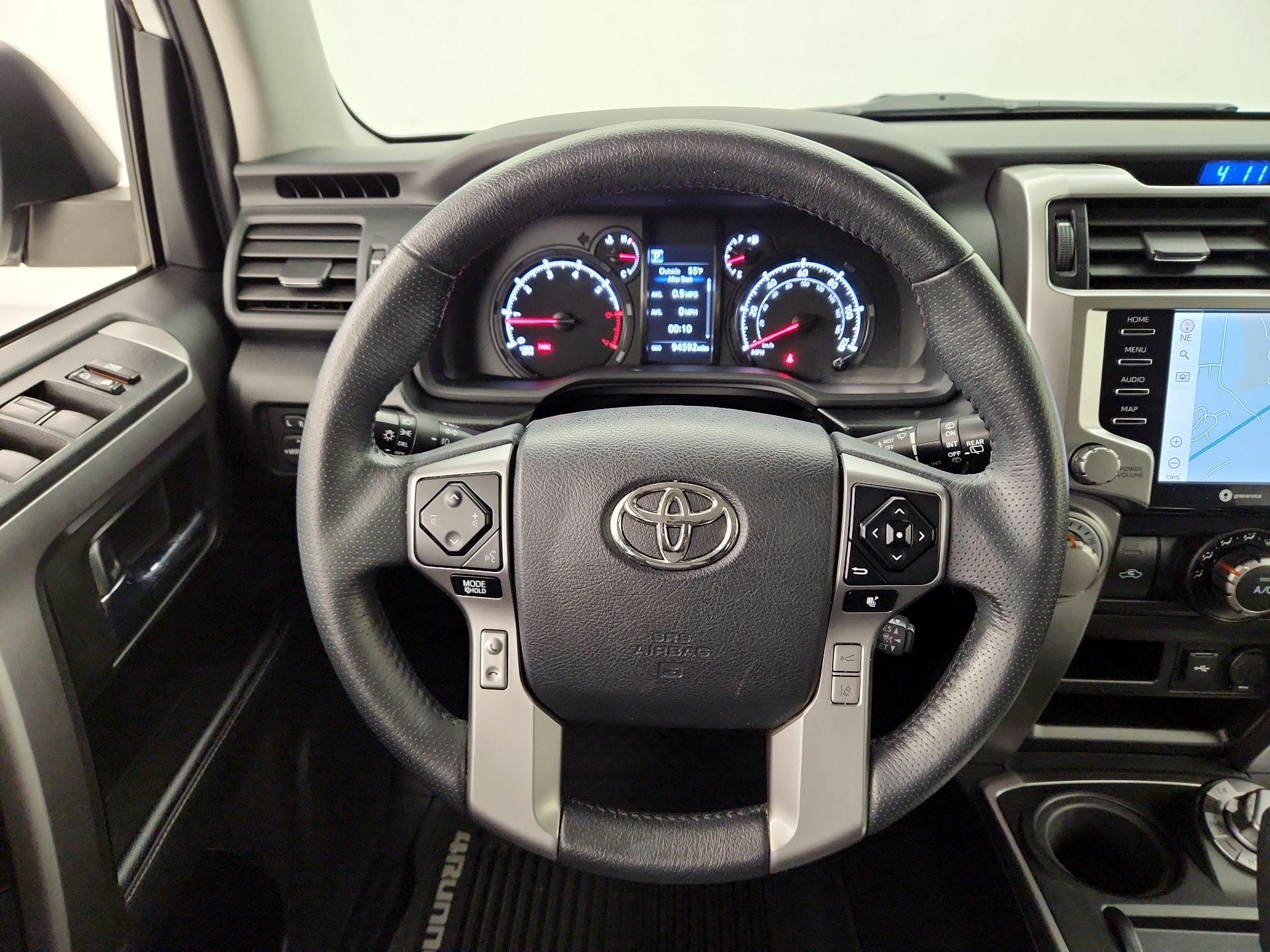 Thumbnail: 2020 Toyota 4Runner - 10