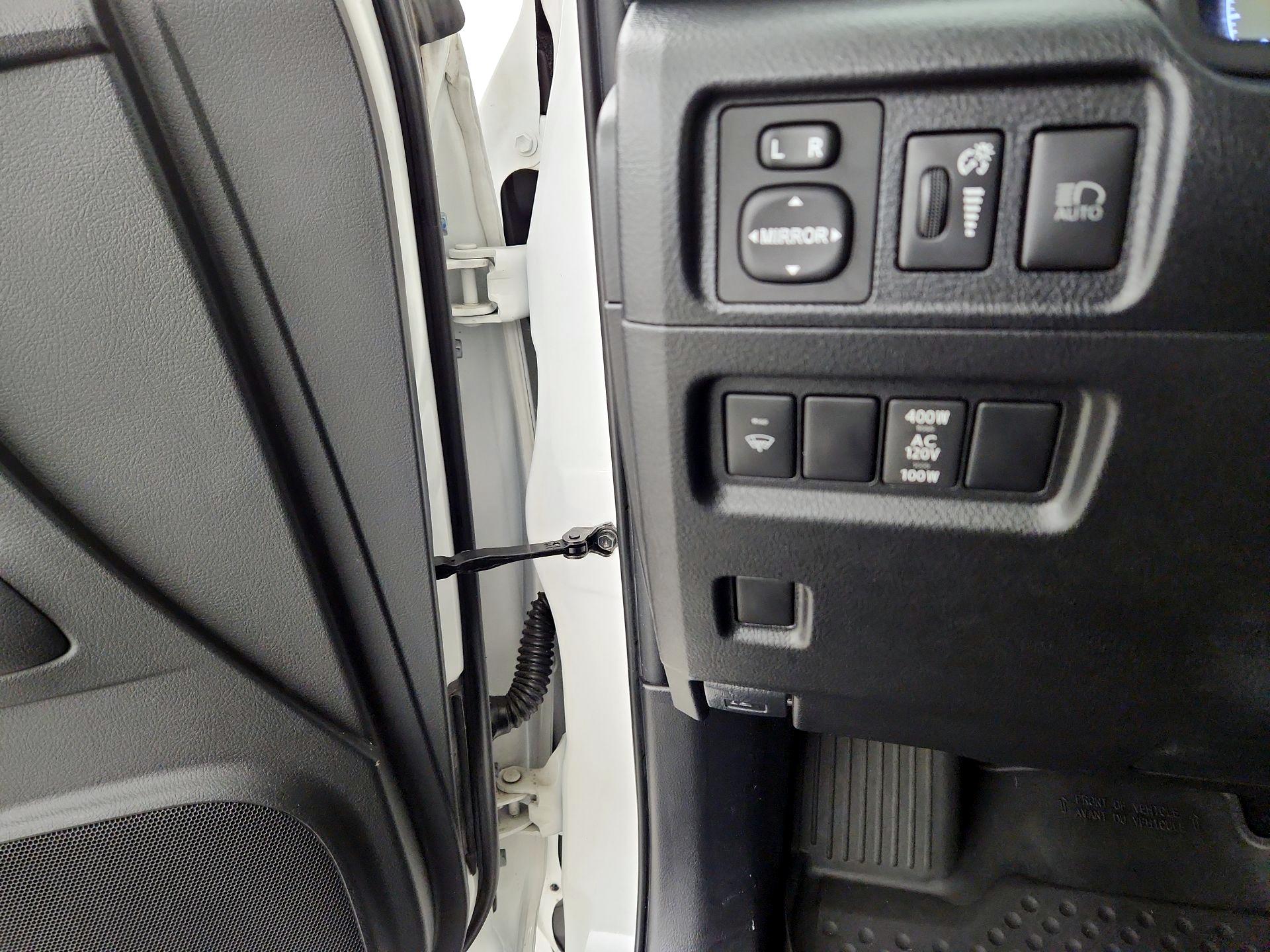 Thumbnail: 2020 Toyota 4Runner - 13