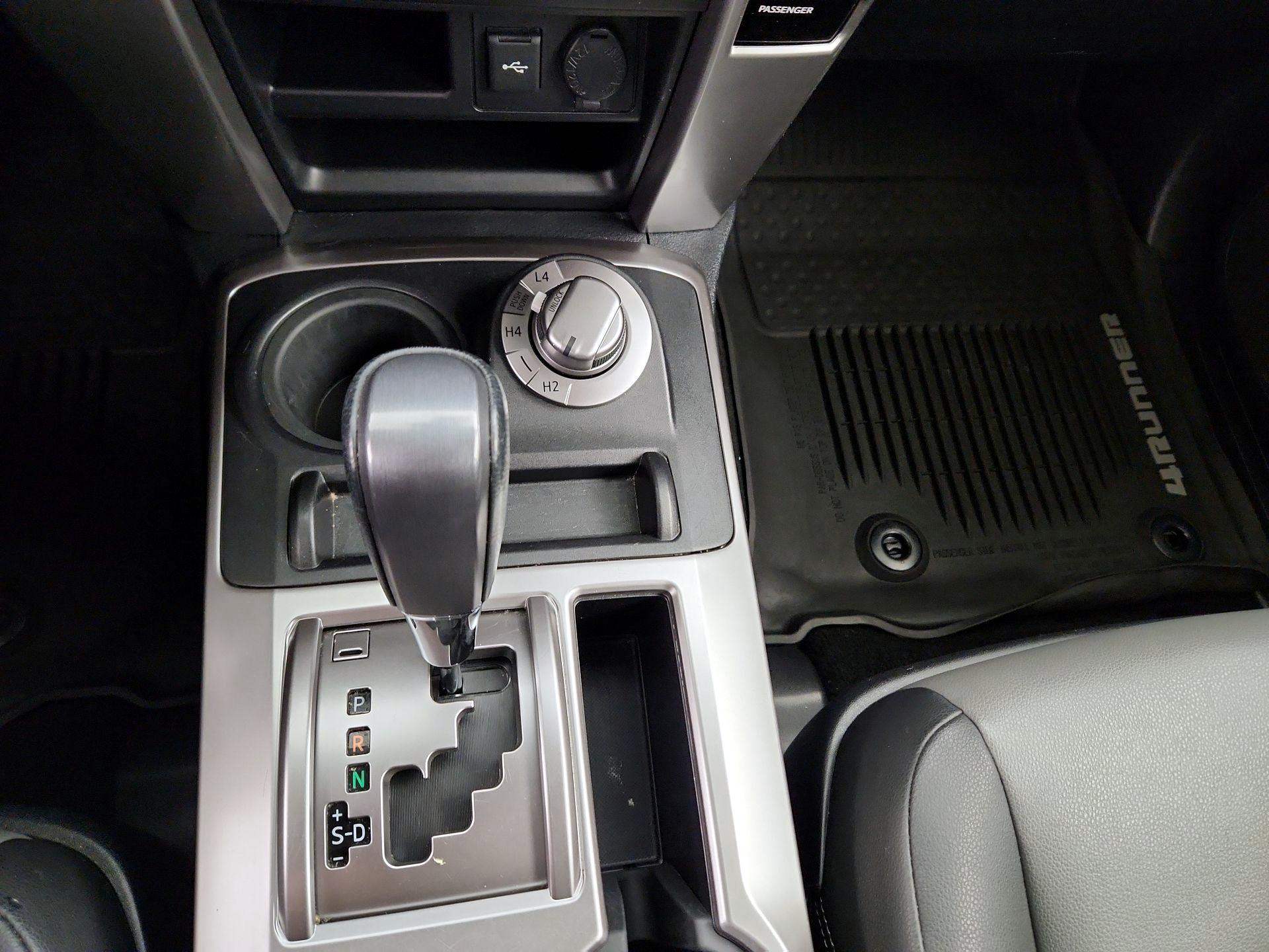 Thumbnail: 2020 Toyota 4Runner - 18